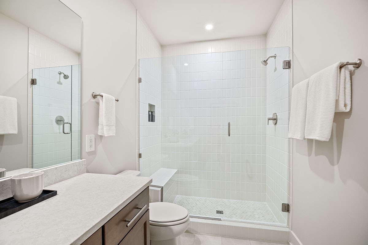 464 Tomlinson Pointe Dr Property Photo 17