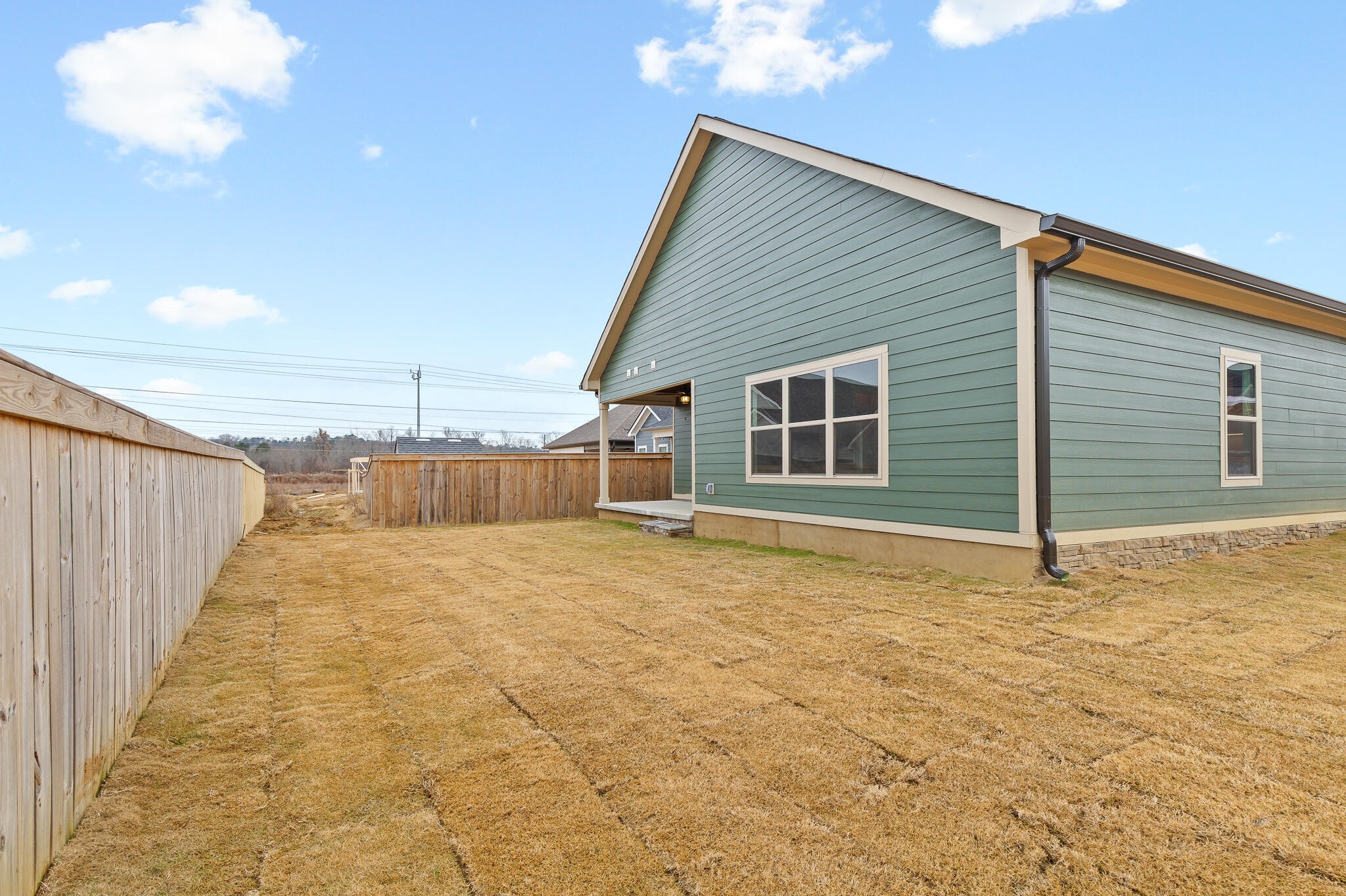 1043 Gibson Meadow Drive Property Photo 4
