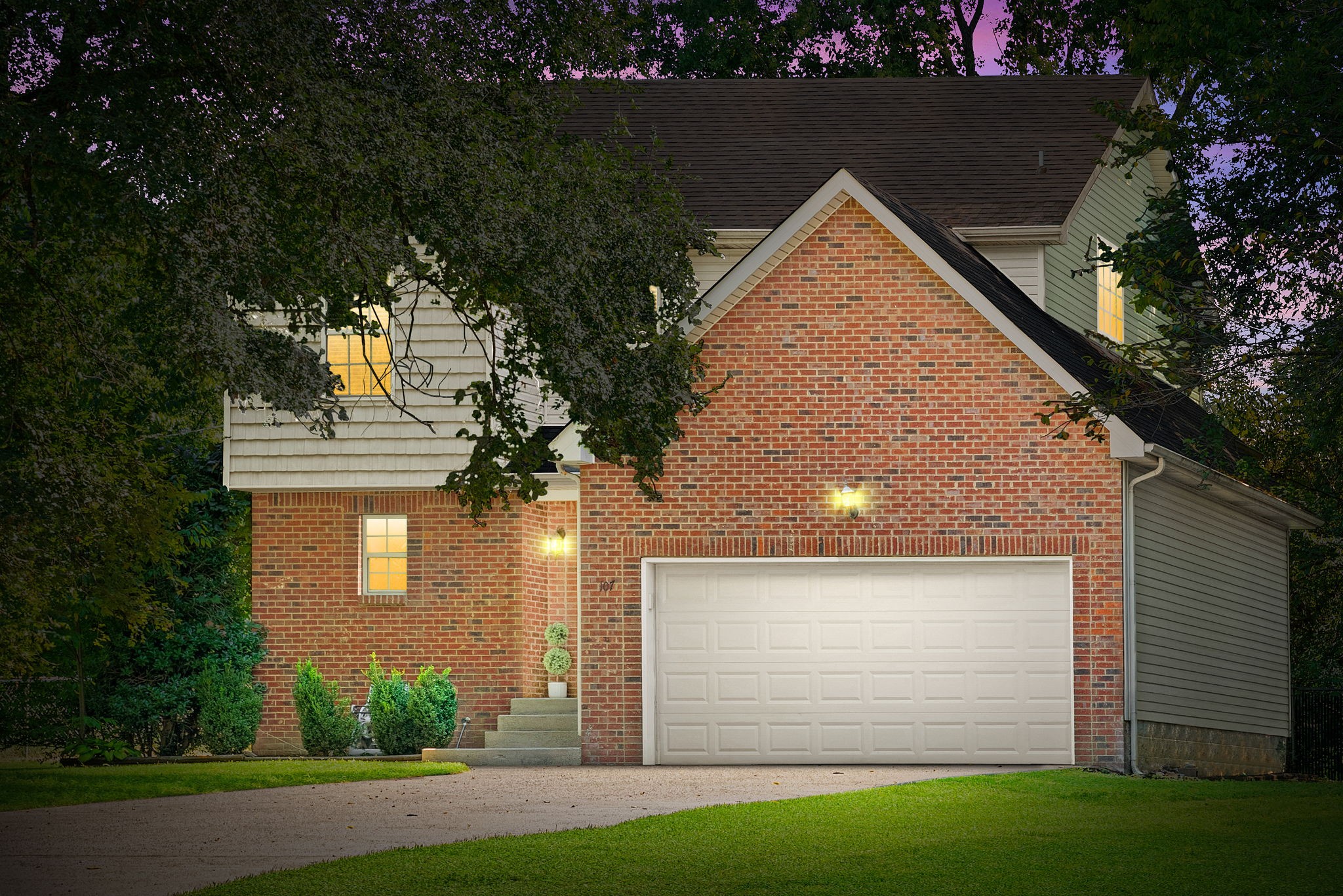 107 Rebecca Lane Property Photo 1