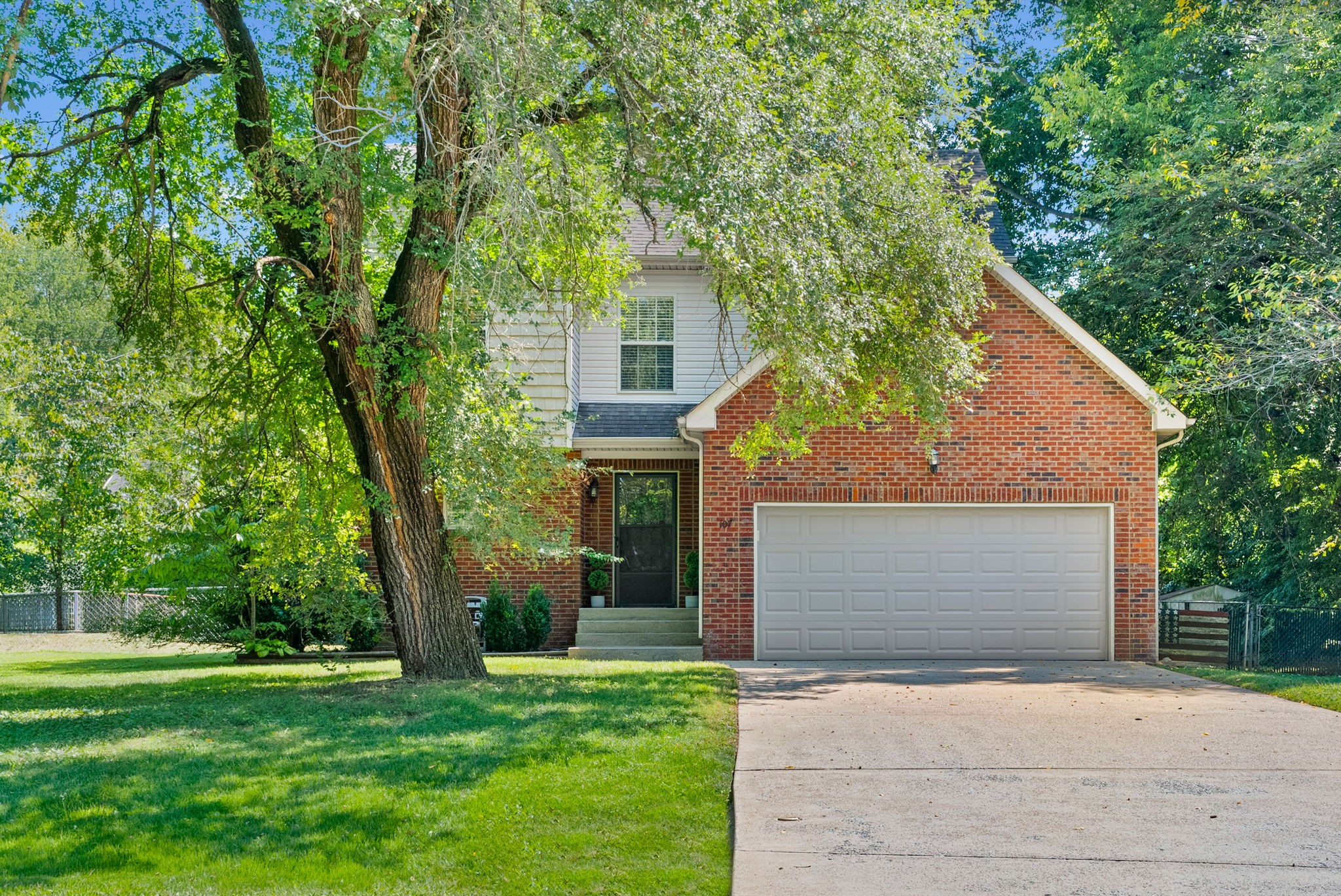 107 Rebecca Lane Property Photo 1