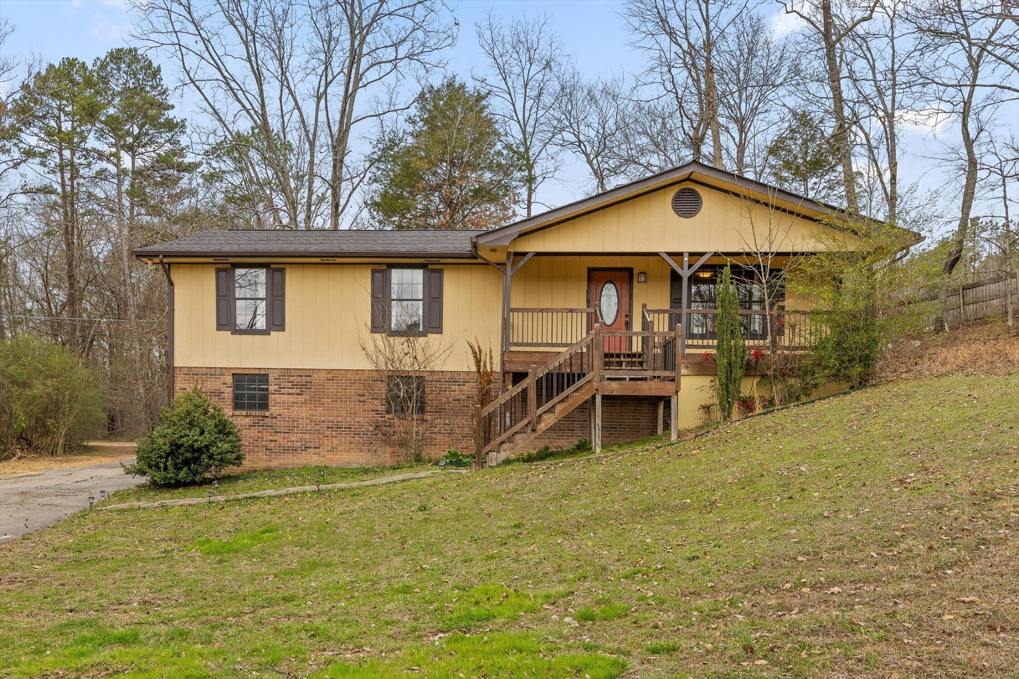 8651 Highway 58 Property Photo 1