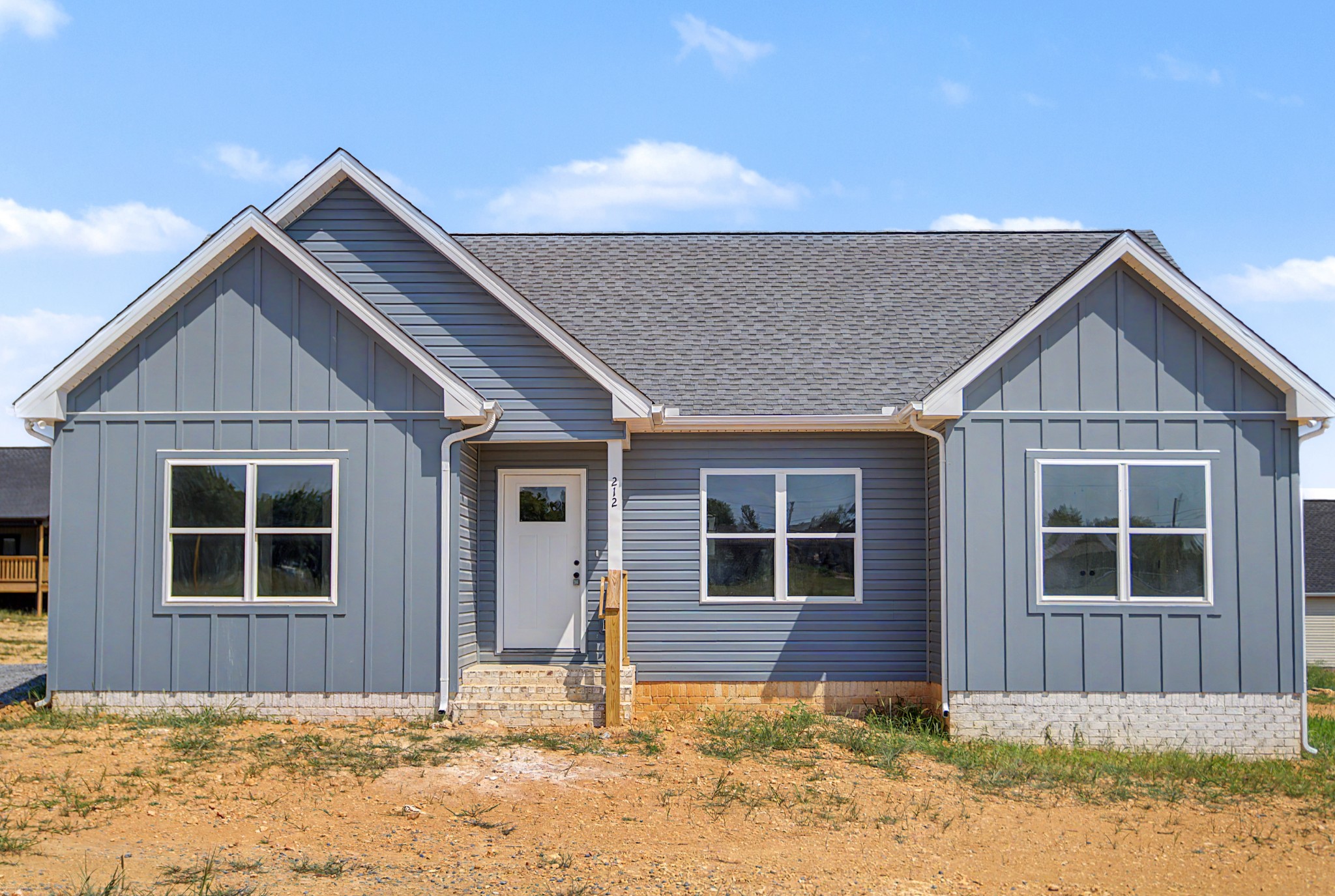 212 Dj Dr Property Photo 2