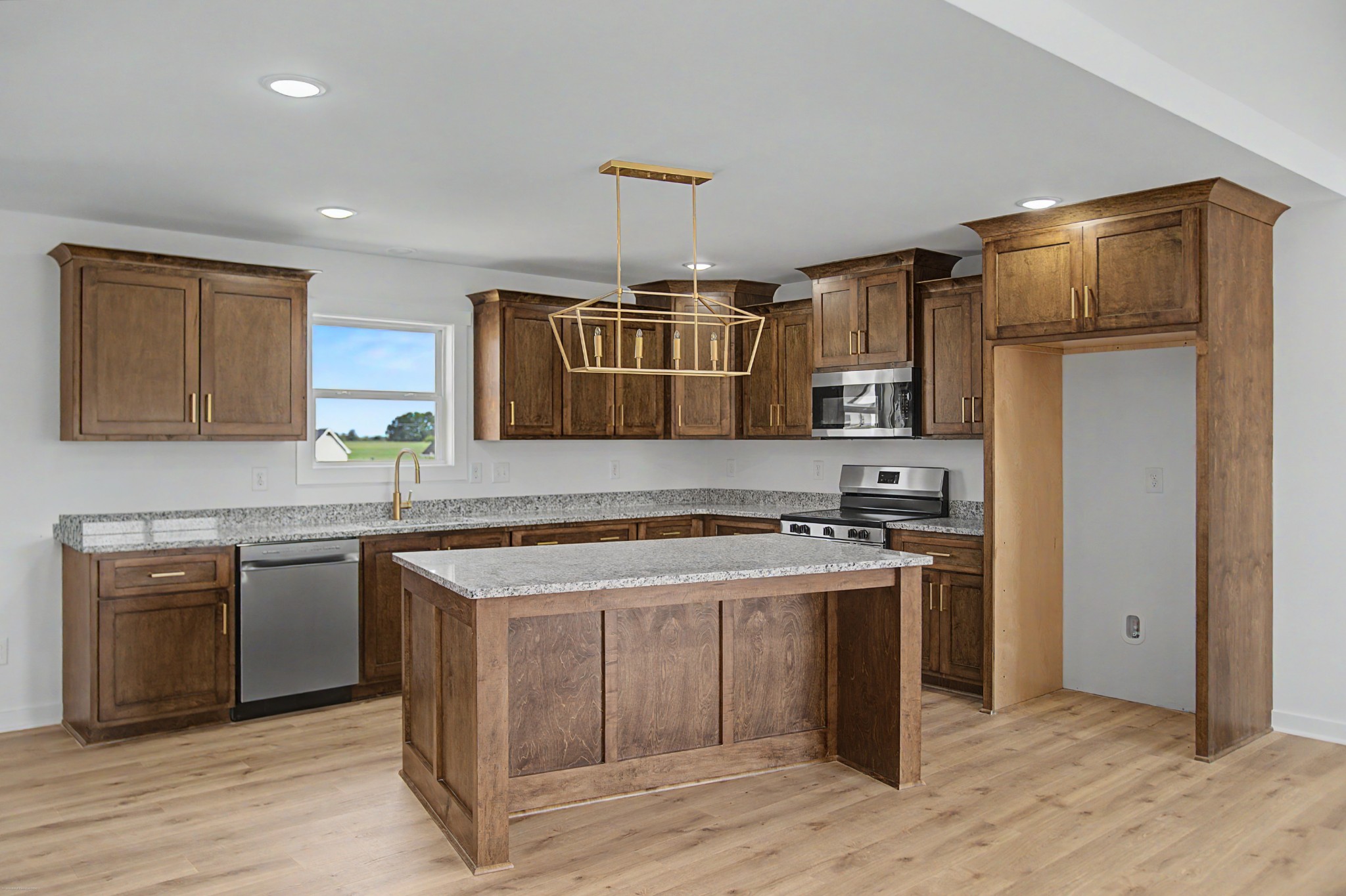 212 Dj Dr Property Photo 5