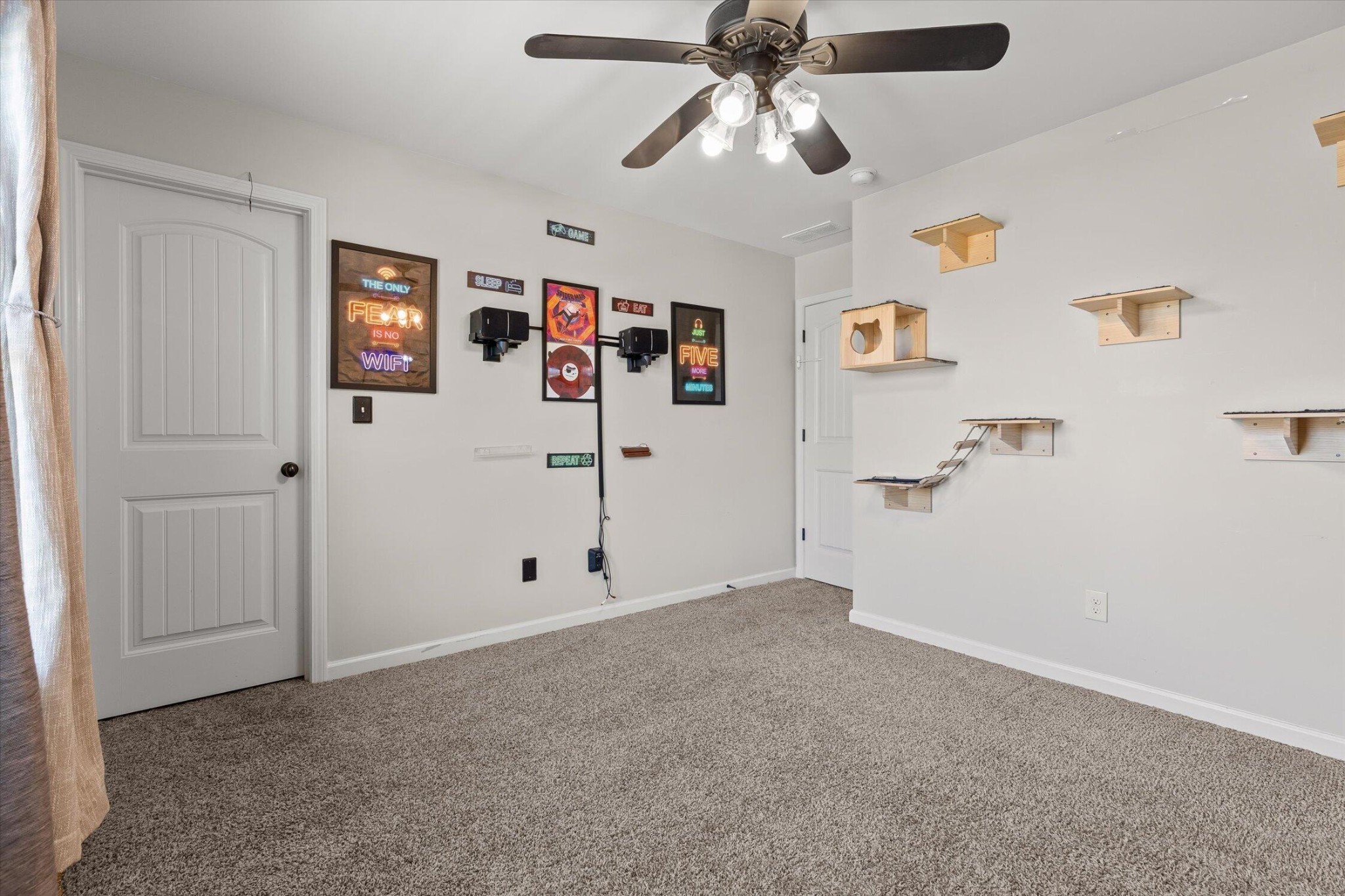 40 Danielle Drive Property Photo 28