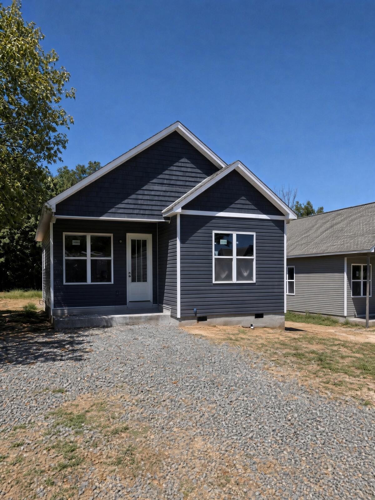 1696 Chippewa Avenue, Se Property Photo 1