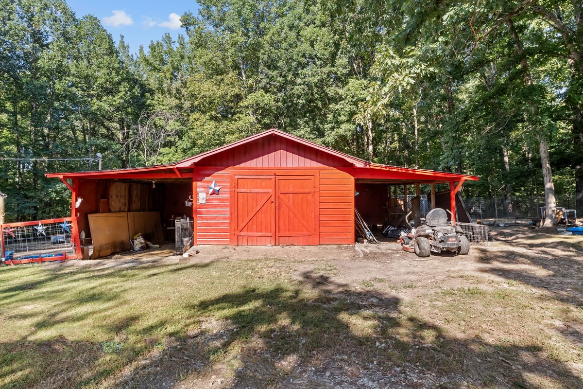3770 Flatwoods Rd Property Photo 9