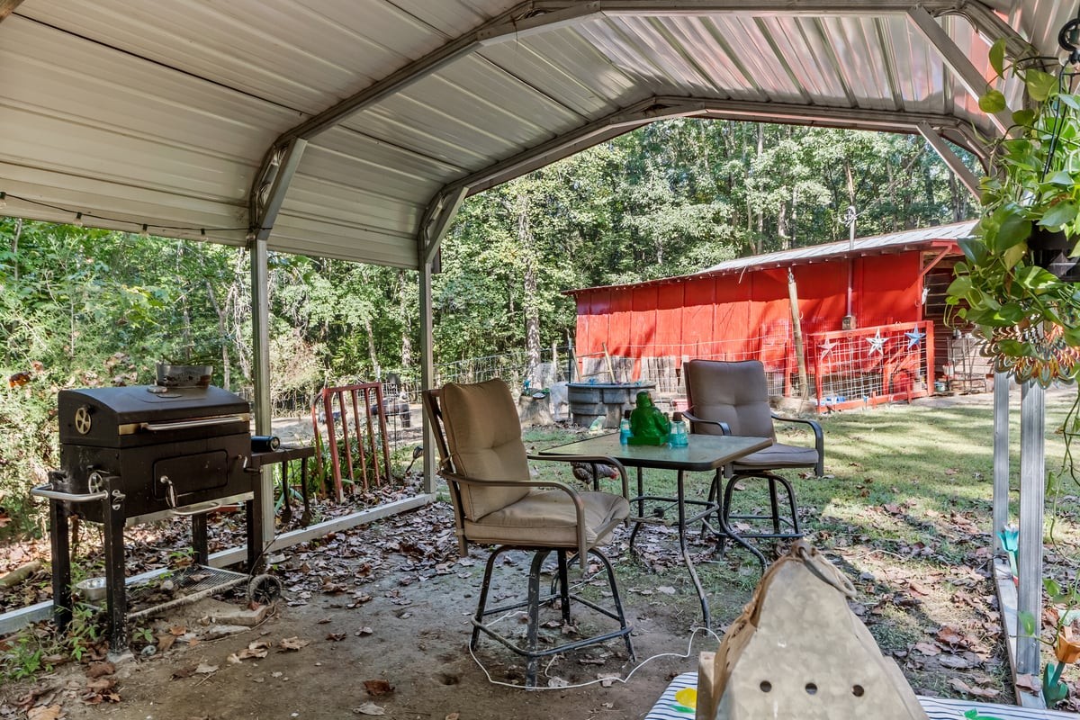 3770 Flatwoods Rd Property Photo 17