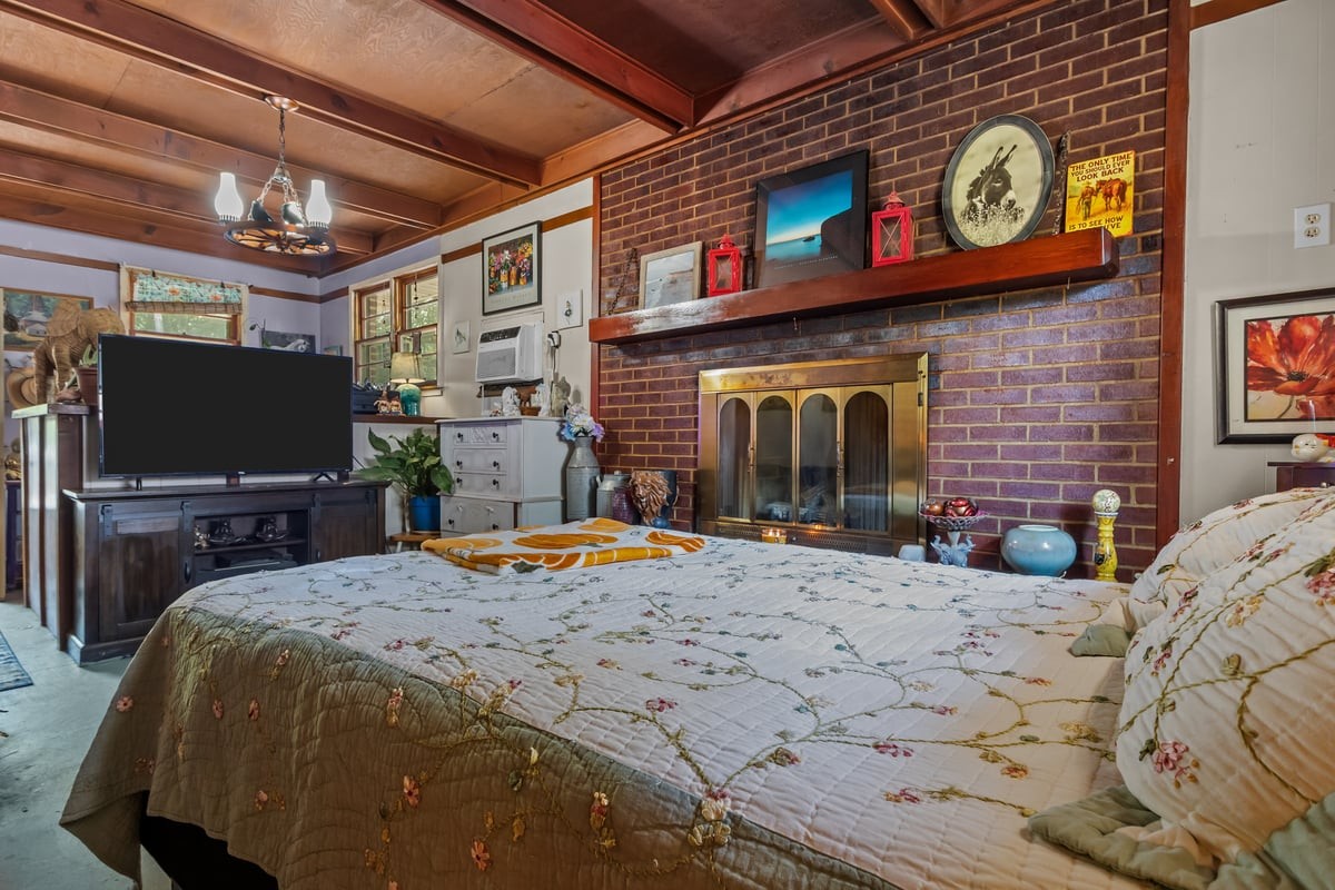 3770 Flatwoods Rd Property Photo 34