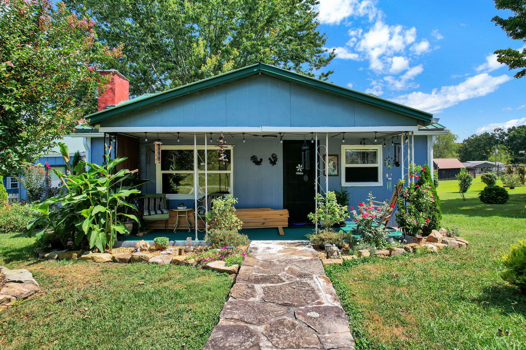 6870 Highway 108 Property Photo 1