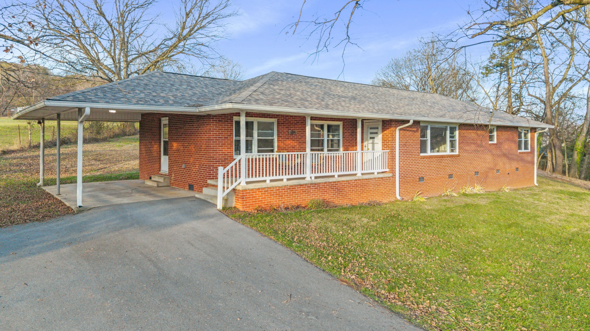 128 Scott Street, NE