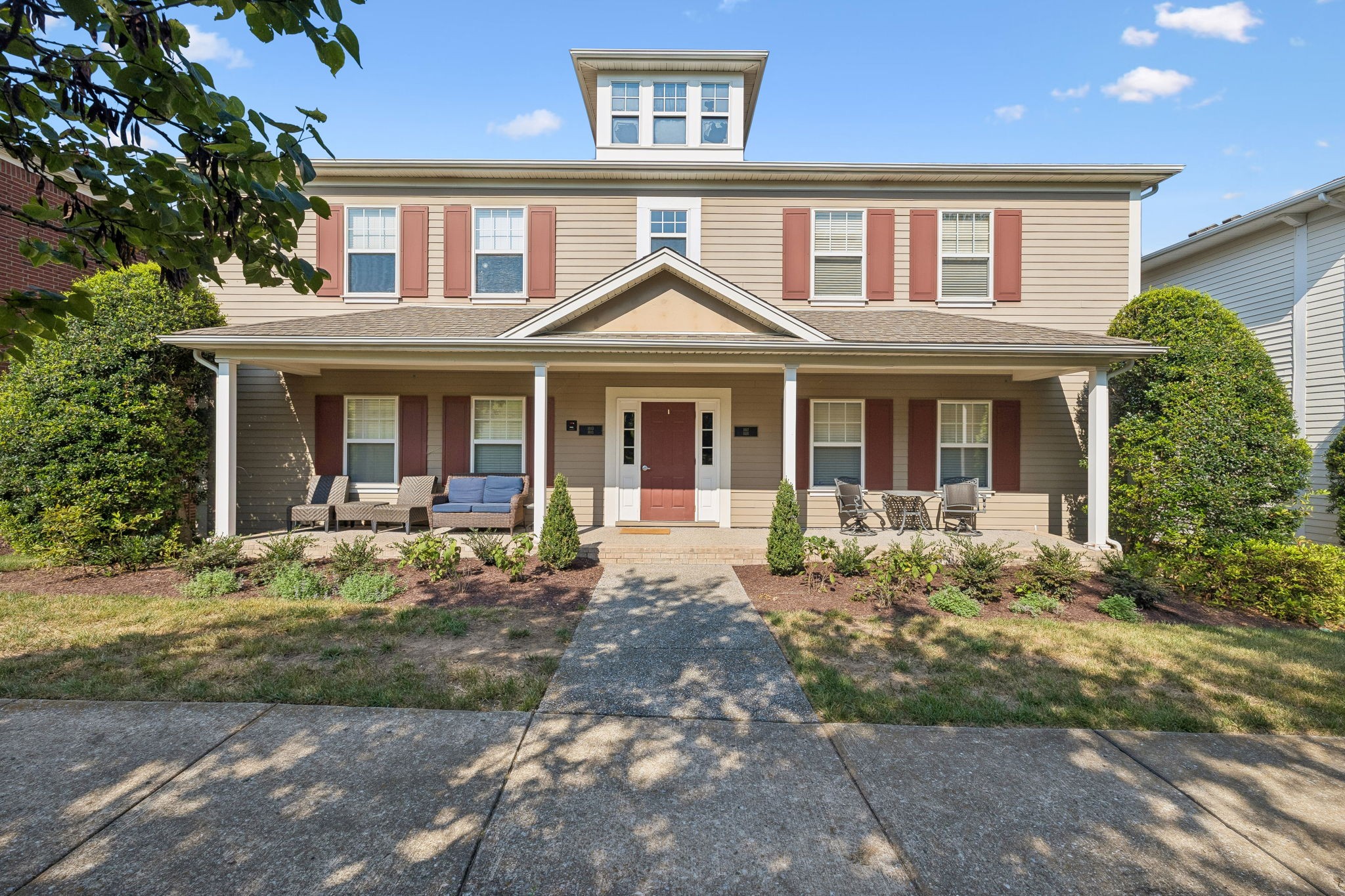 1017 Park Run Dr Property Photo 1