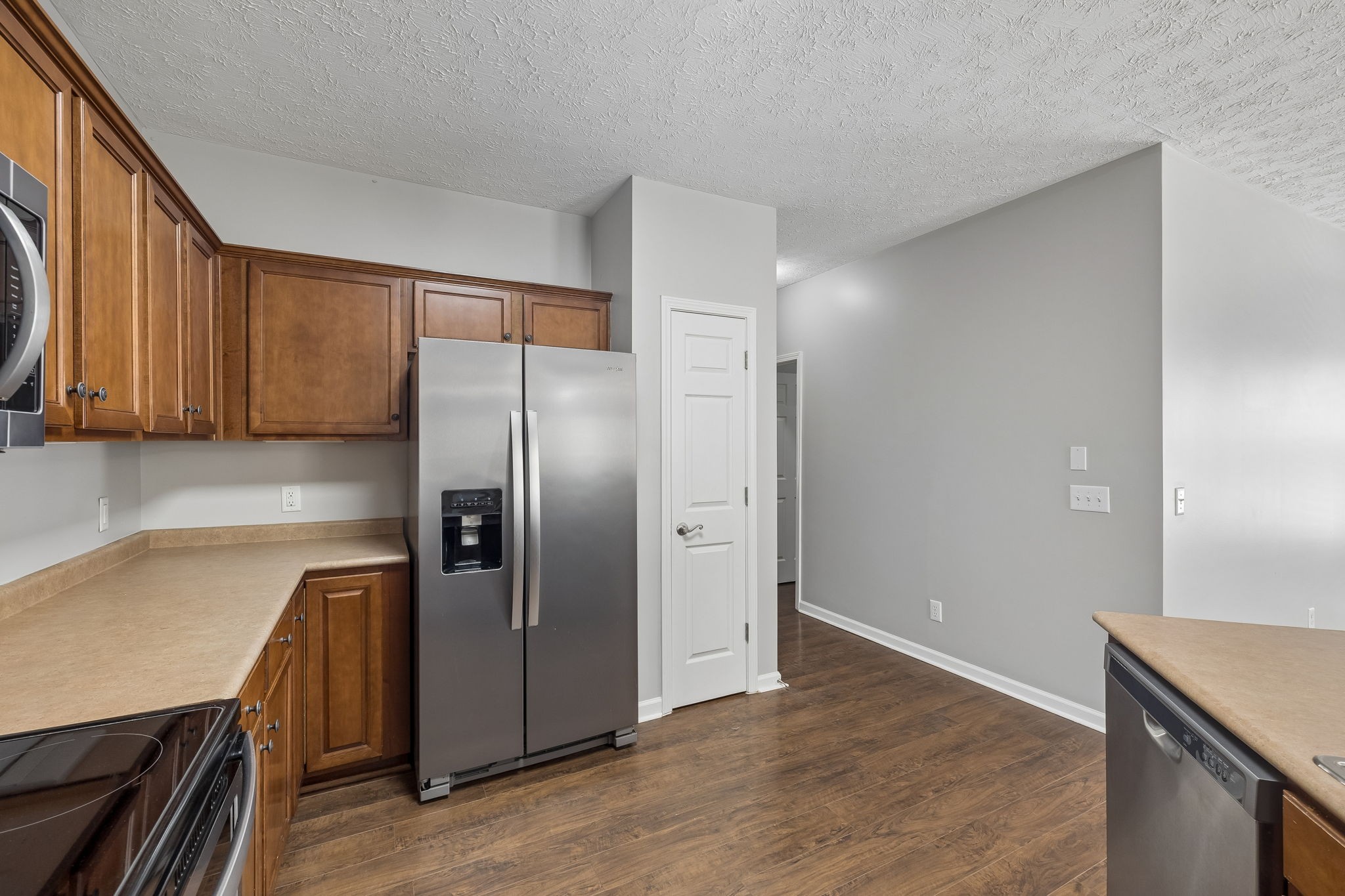 1017 Park Run Dr Property Photo 10