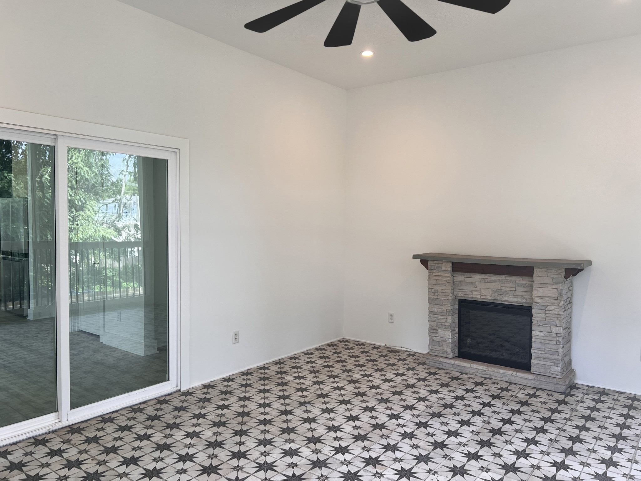 1714 Nubell St Property Photo 7