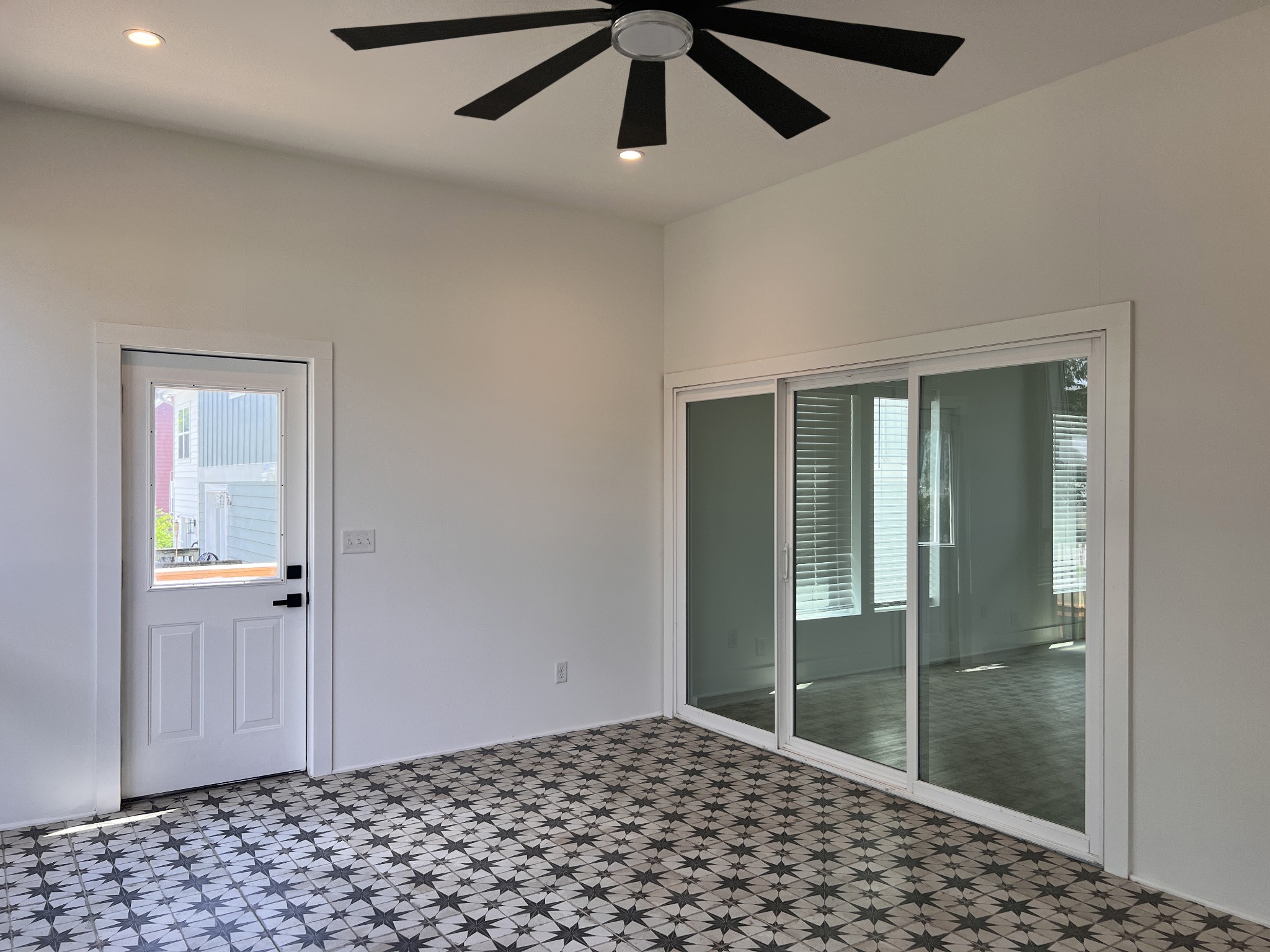 1714 Nubell St Property Photo 8