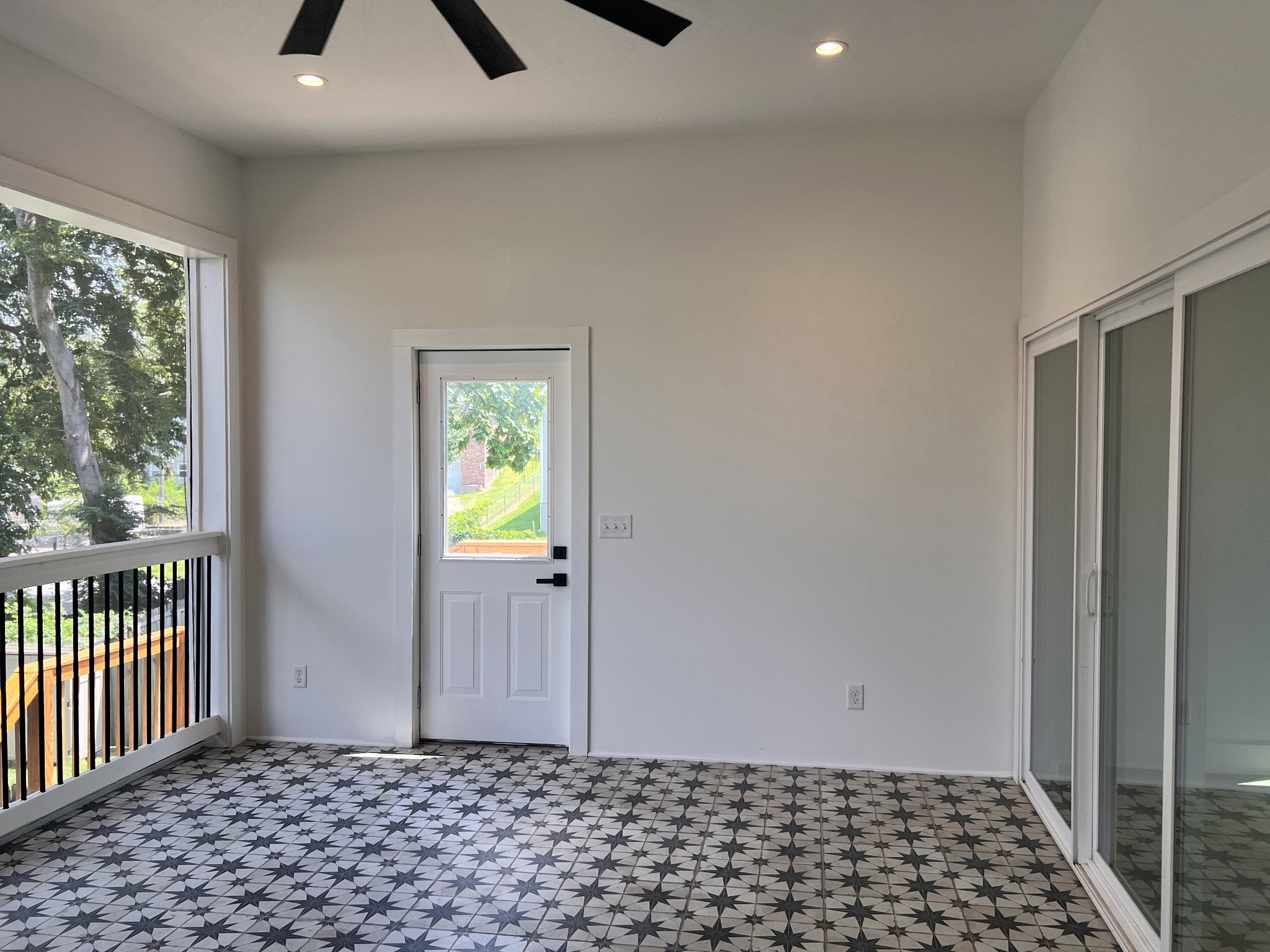 1714 Nubell St Property Photo 10