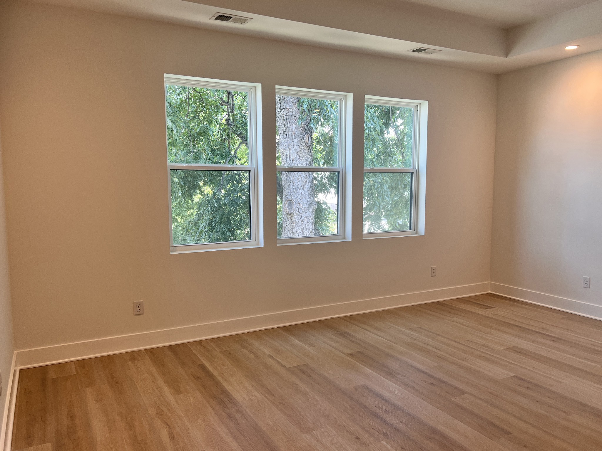 1714 Nubell St Property Photo 25