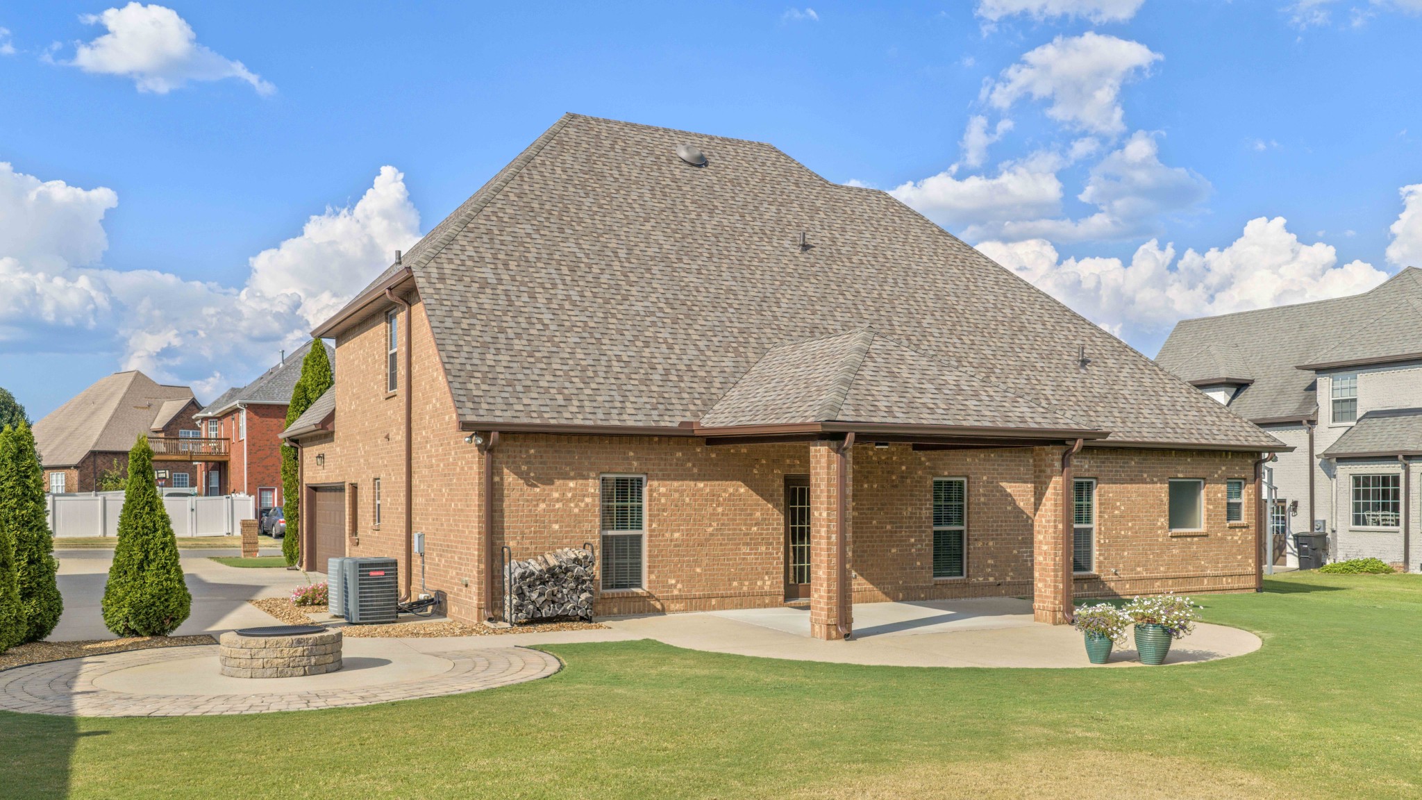 1848 Jose Way Property Photo 5