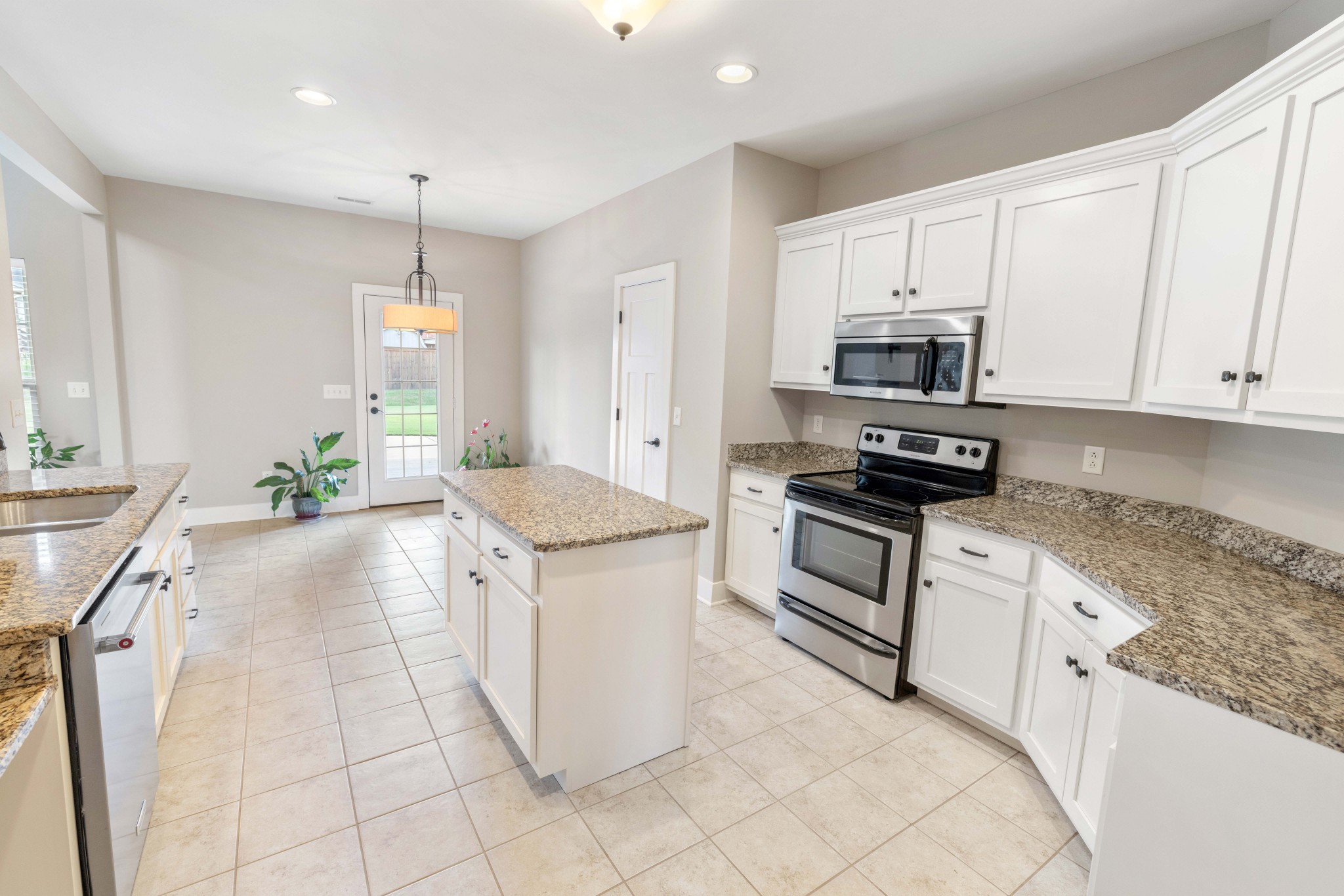 1848 Jose Way Property Photo 13