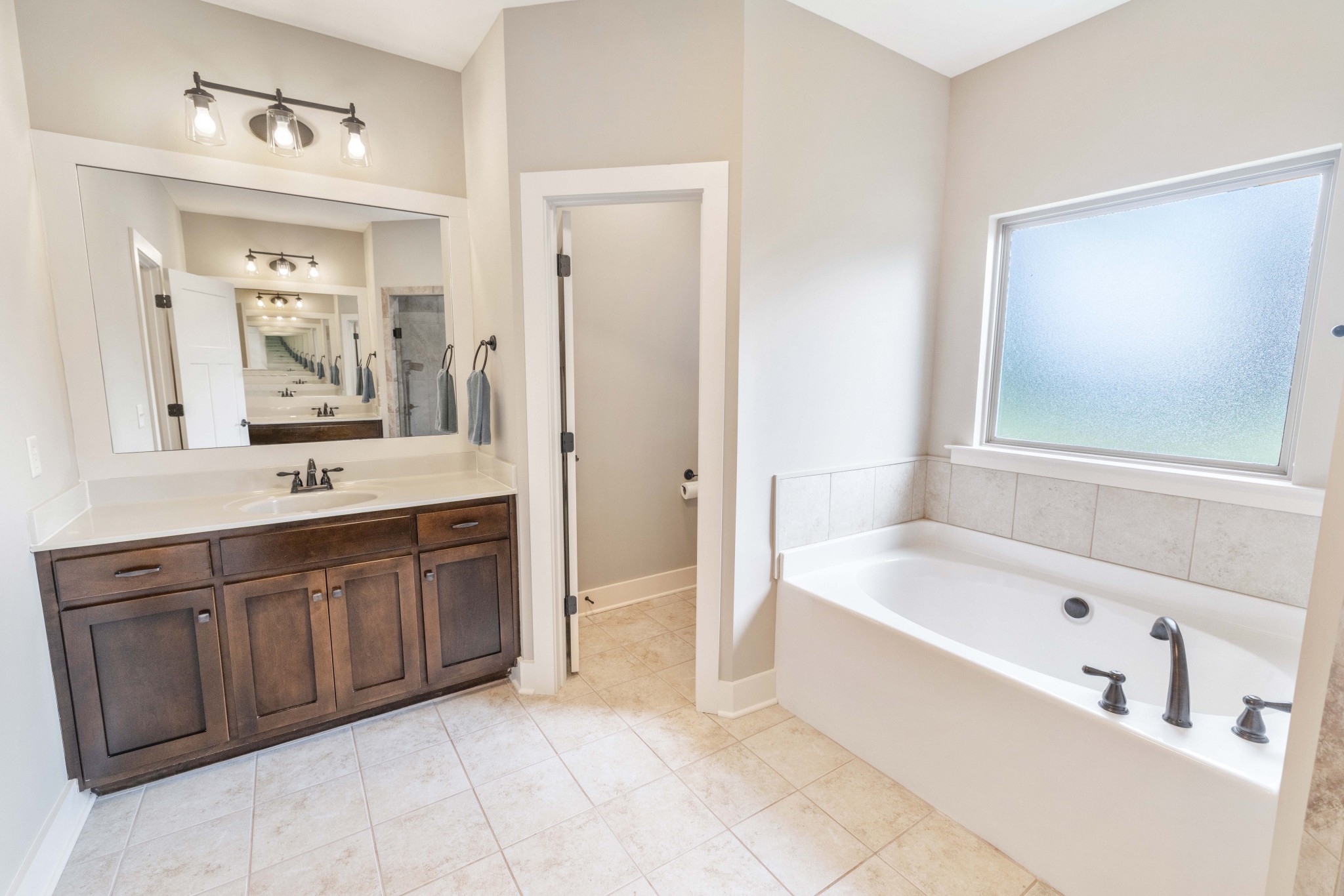1848 Jose Way Property Photo 25