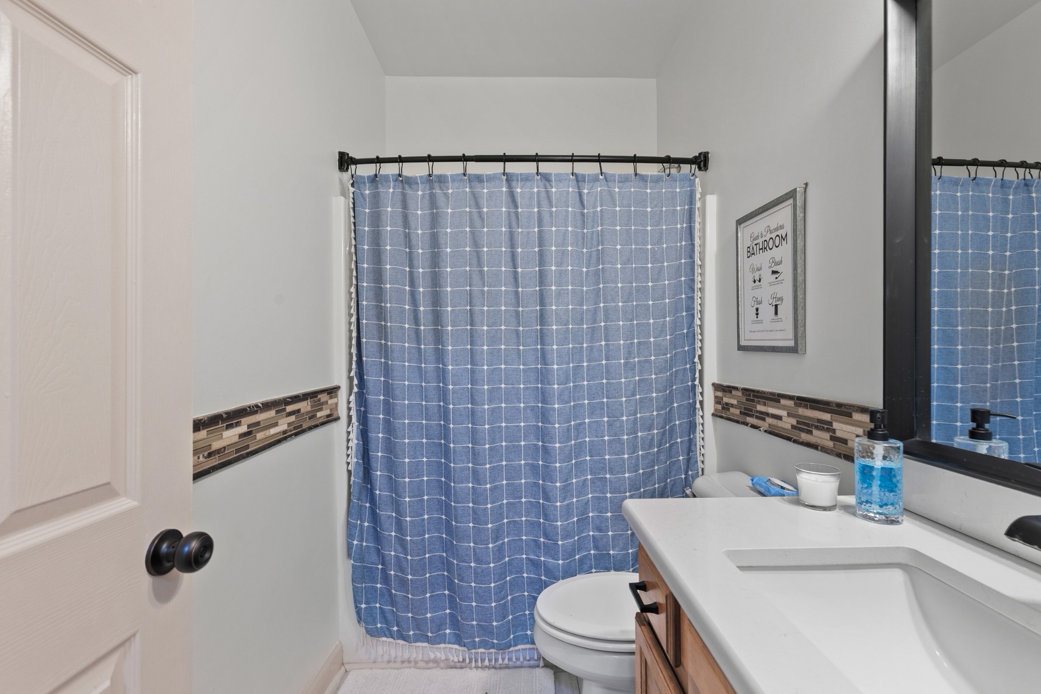 1007 Glasgow Ln Property Photo 32