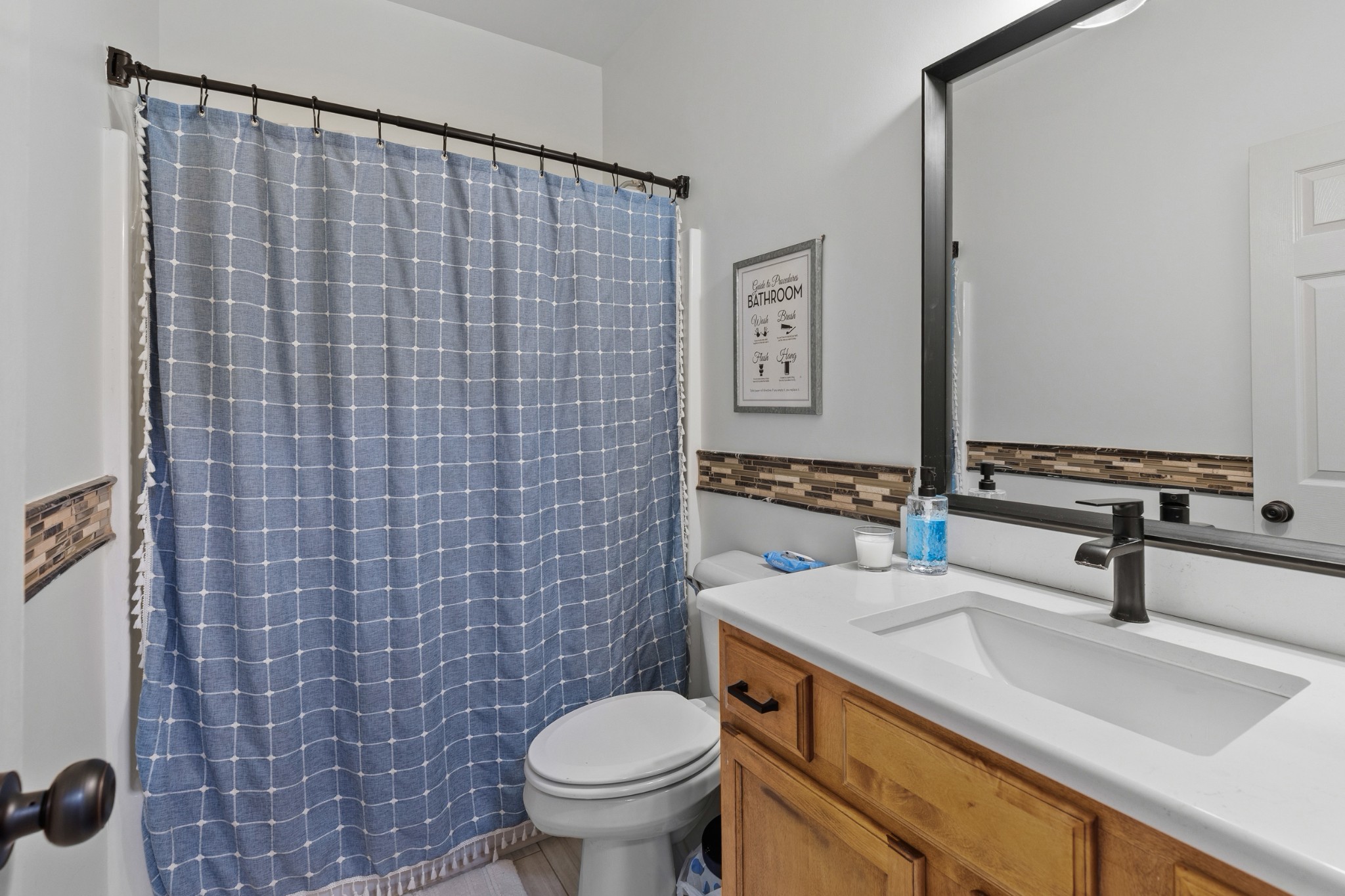 1007 Glasgow Ln Property Photo 33