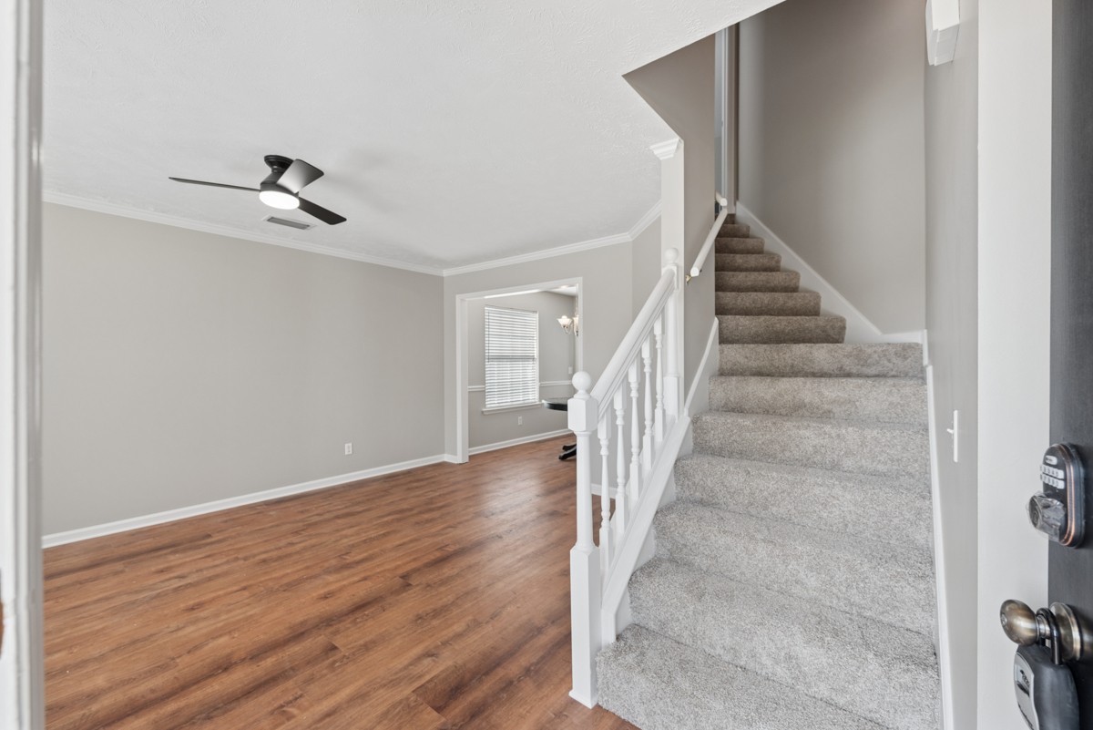 520 Freedom Ct Property Photo 6