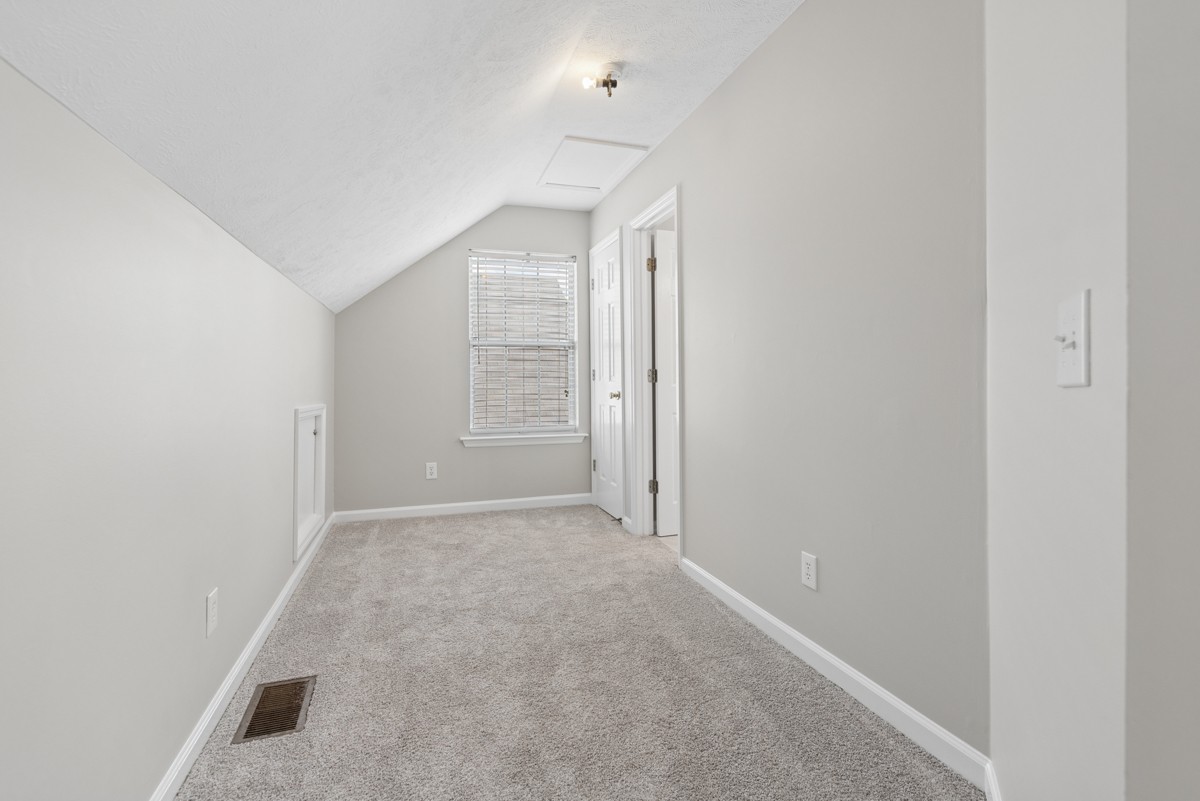 520 Freedom Ct Property Photo 35
