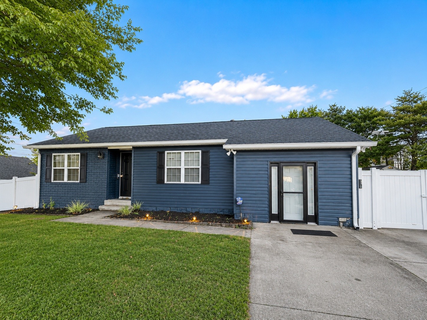 1124 Nelson Dr Property Photo 1