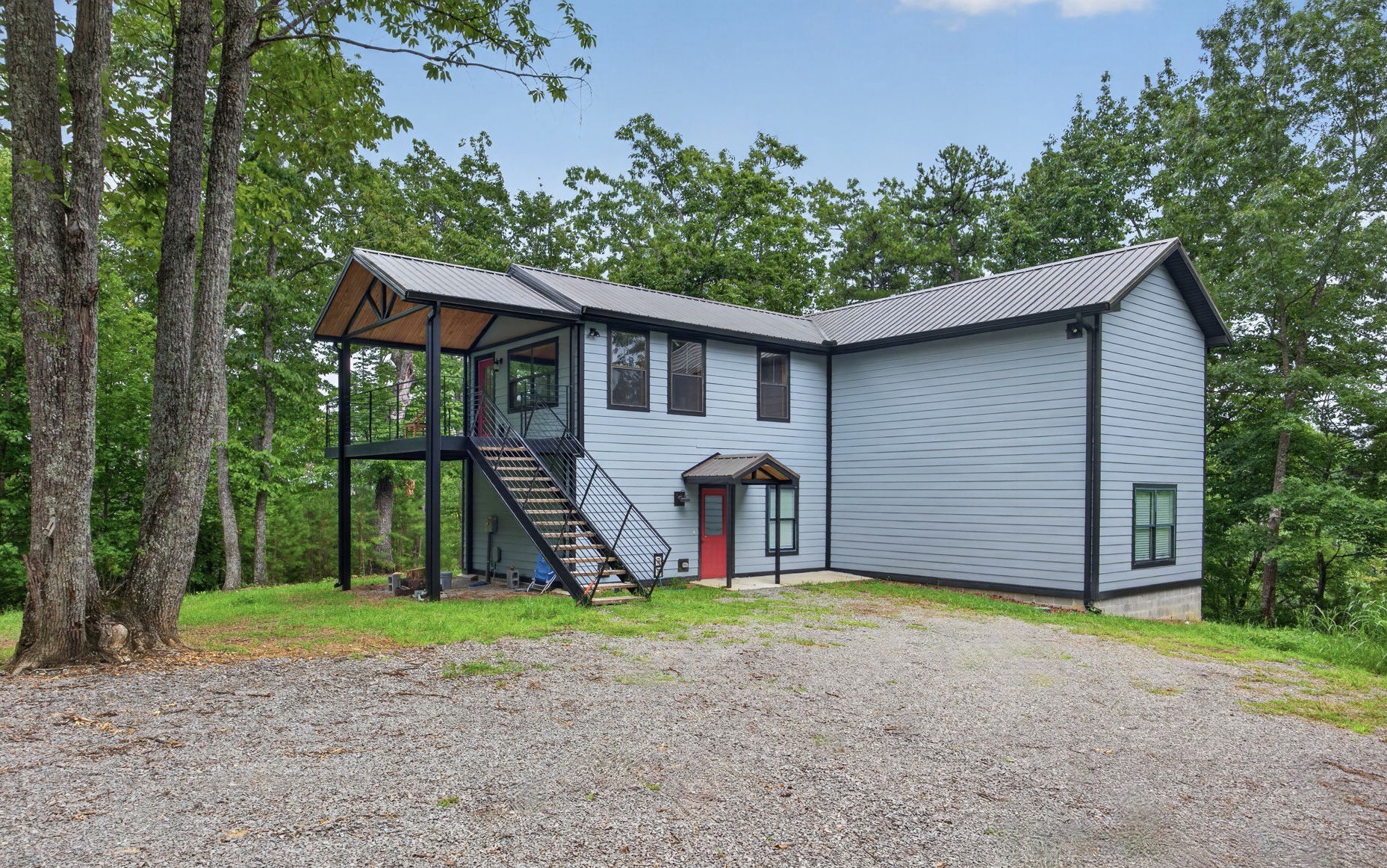 1529 Pea Ridge Rd Property Photo 1