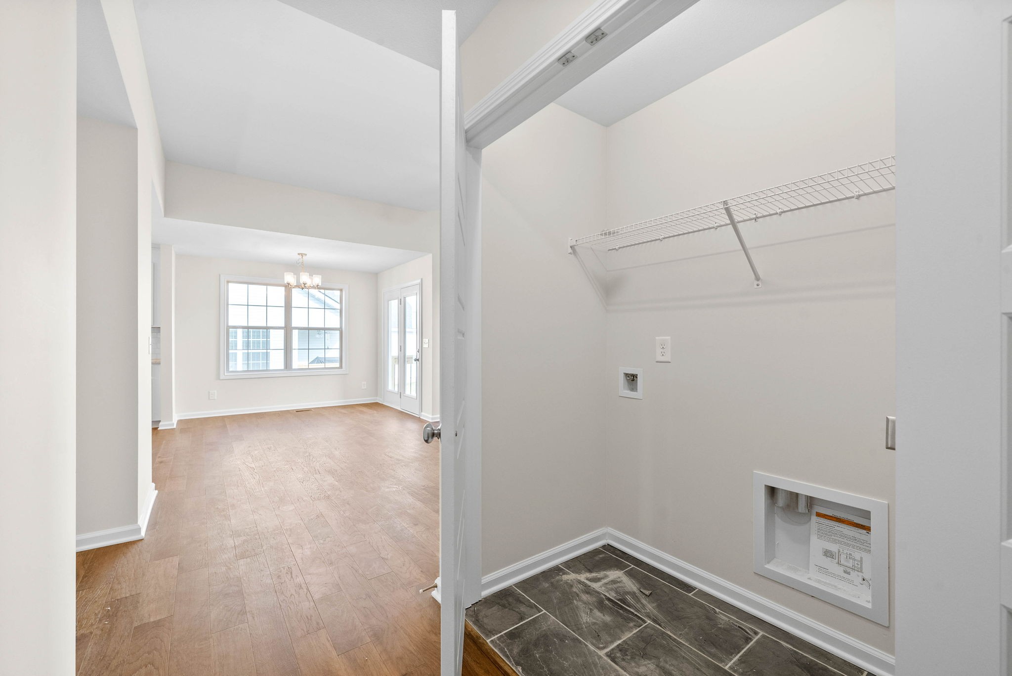 1498 Hallies Way Property Photo 11