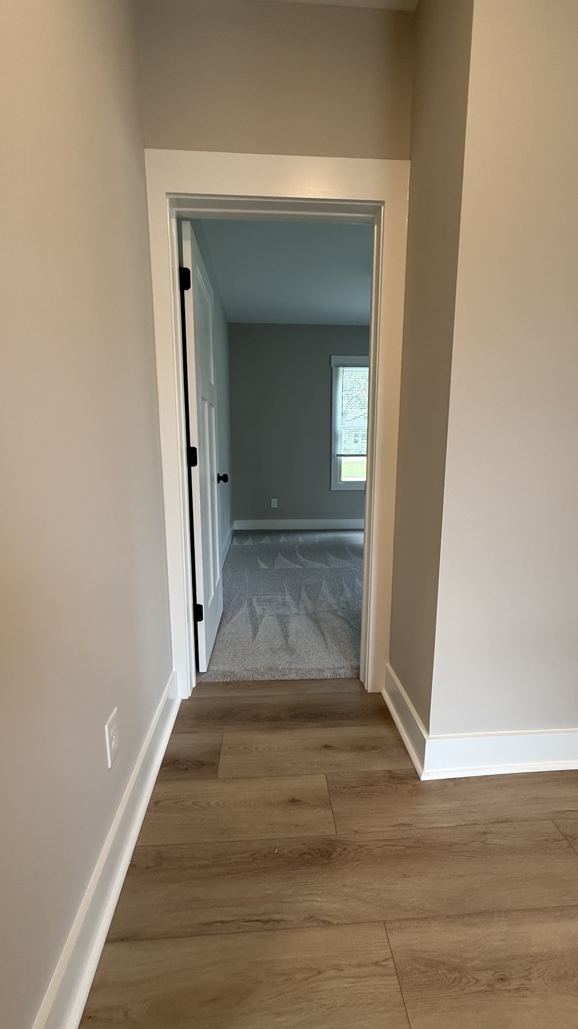 1225 N Spring St Property Photo 17