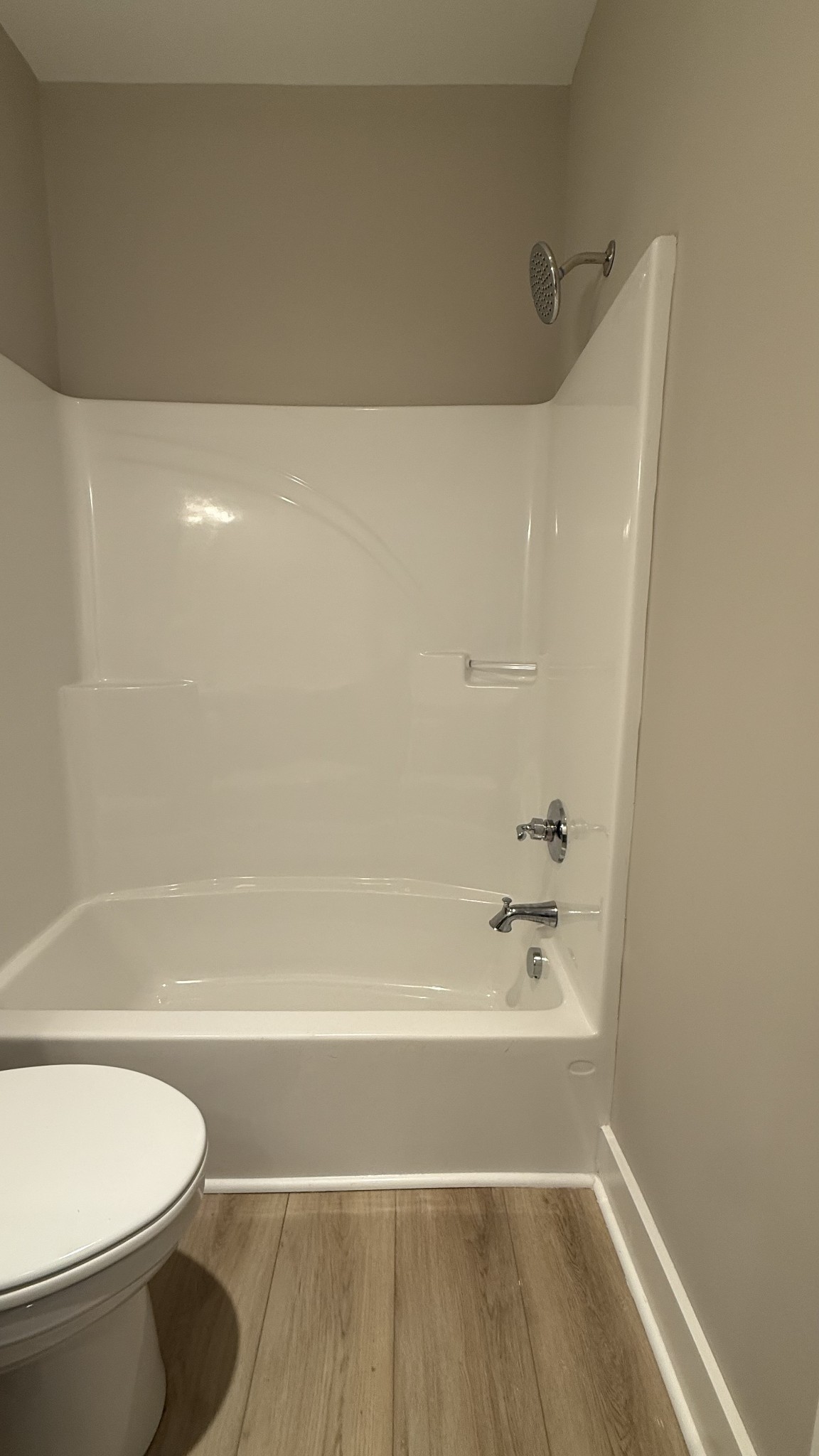 1225 N Spring St Property Photo 21
