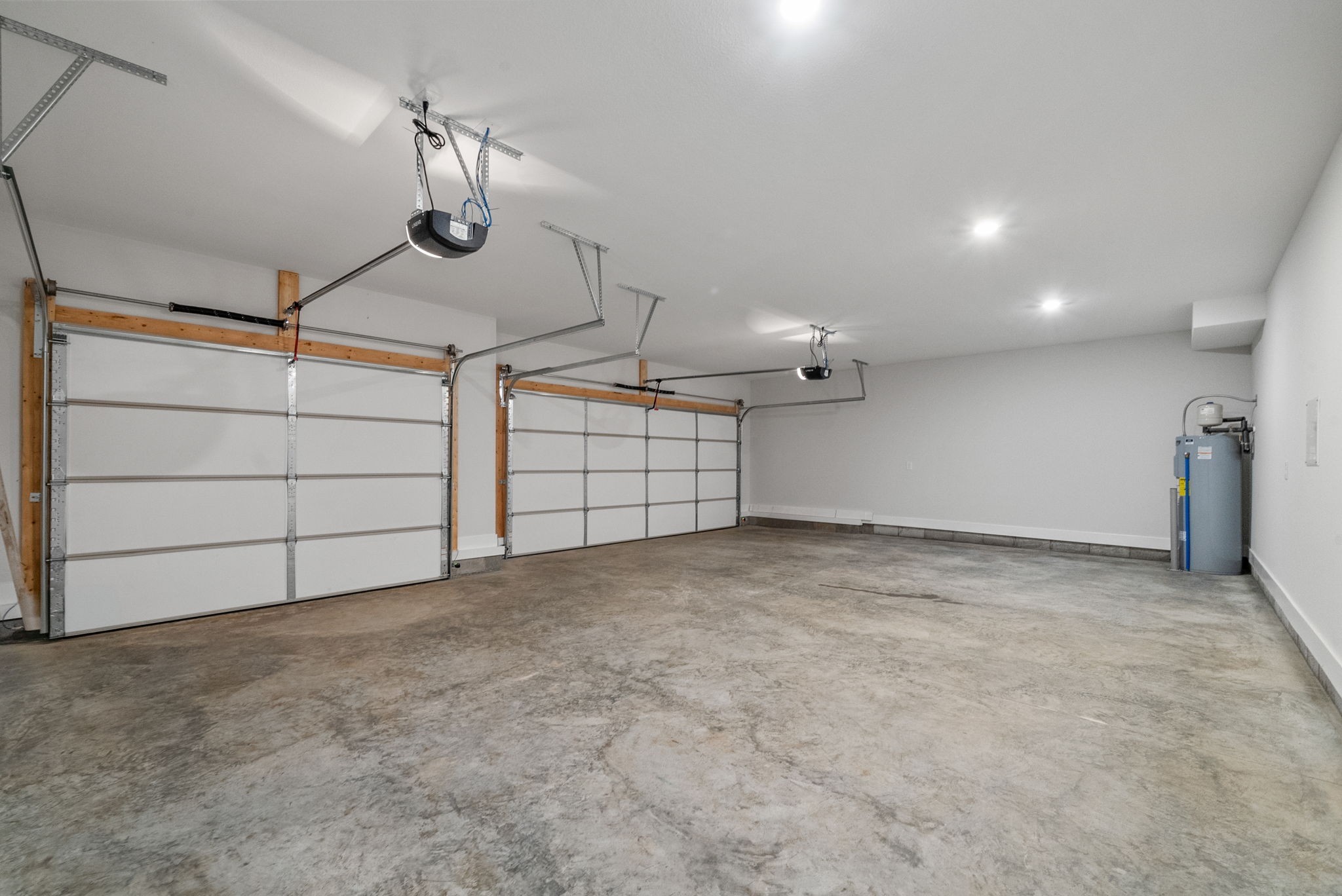 126 Sweet Clover Ct Property Photo 28