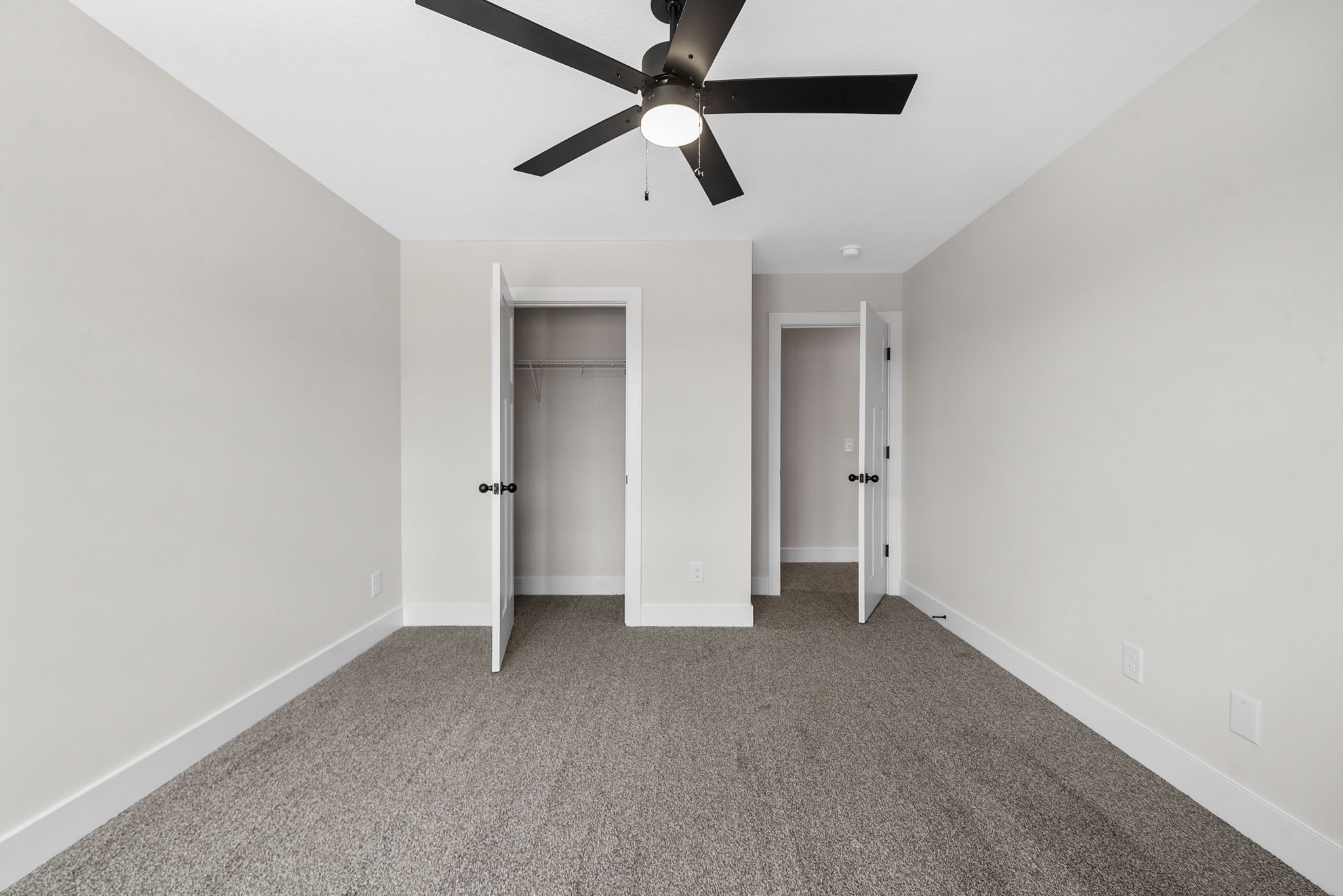 126 Sweet Clover Ct Property Photo 29