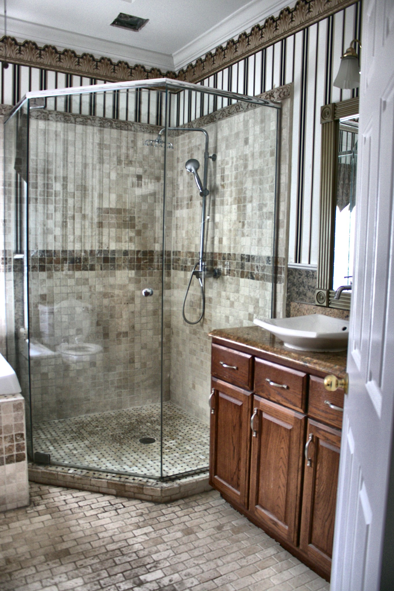 1019 Hilton Ln Property Photo 8