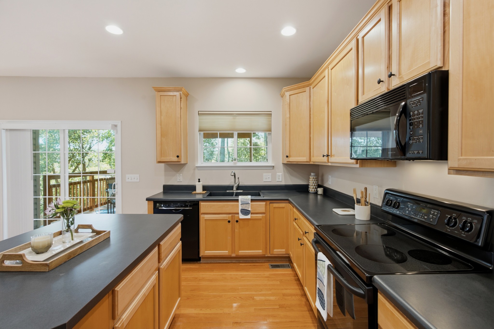 6965 Stone Run Dr Property Photo 13