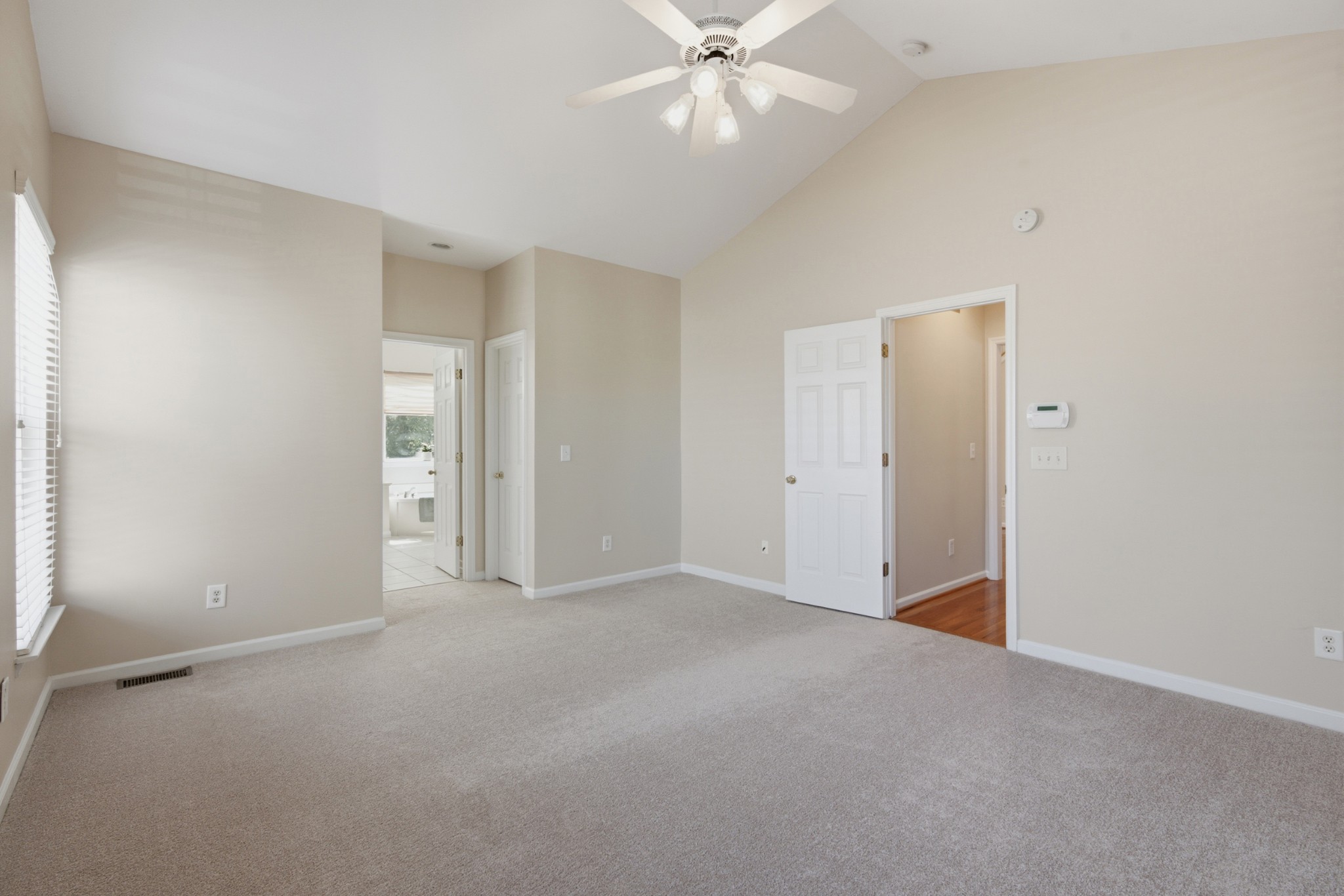 6965 Stone Run Dr Property Photo 20