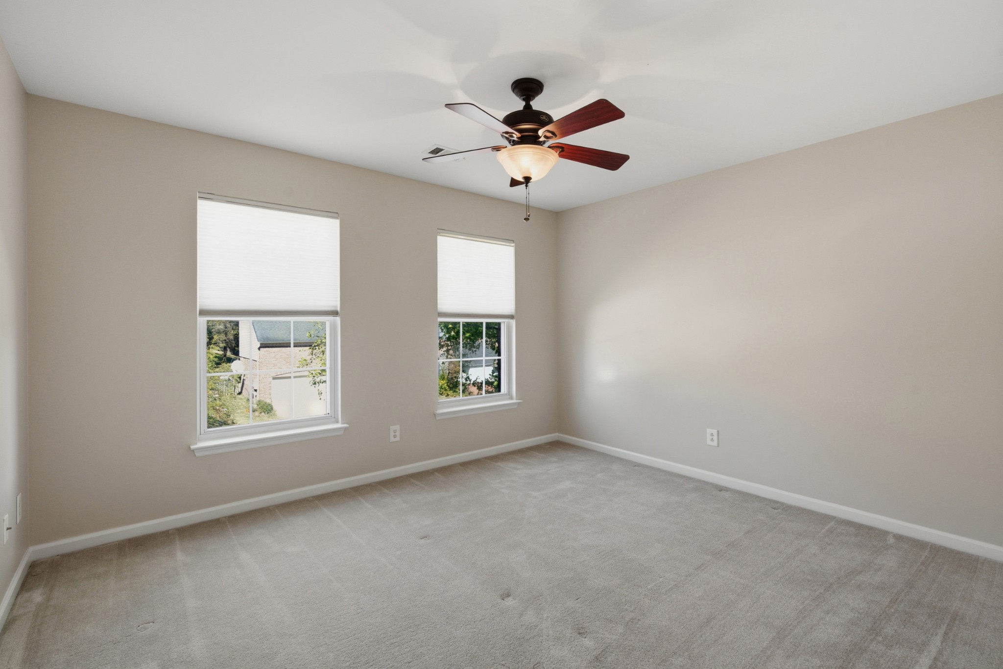 6965 Stone Run Dr Property Photo 27