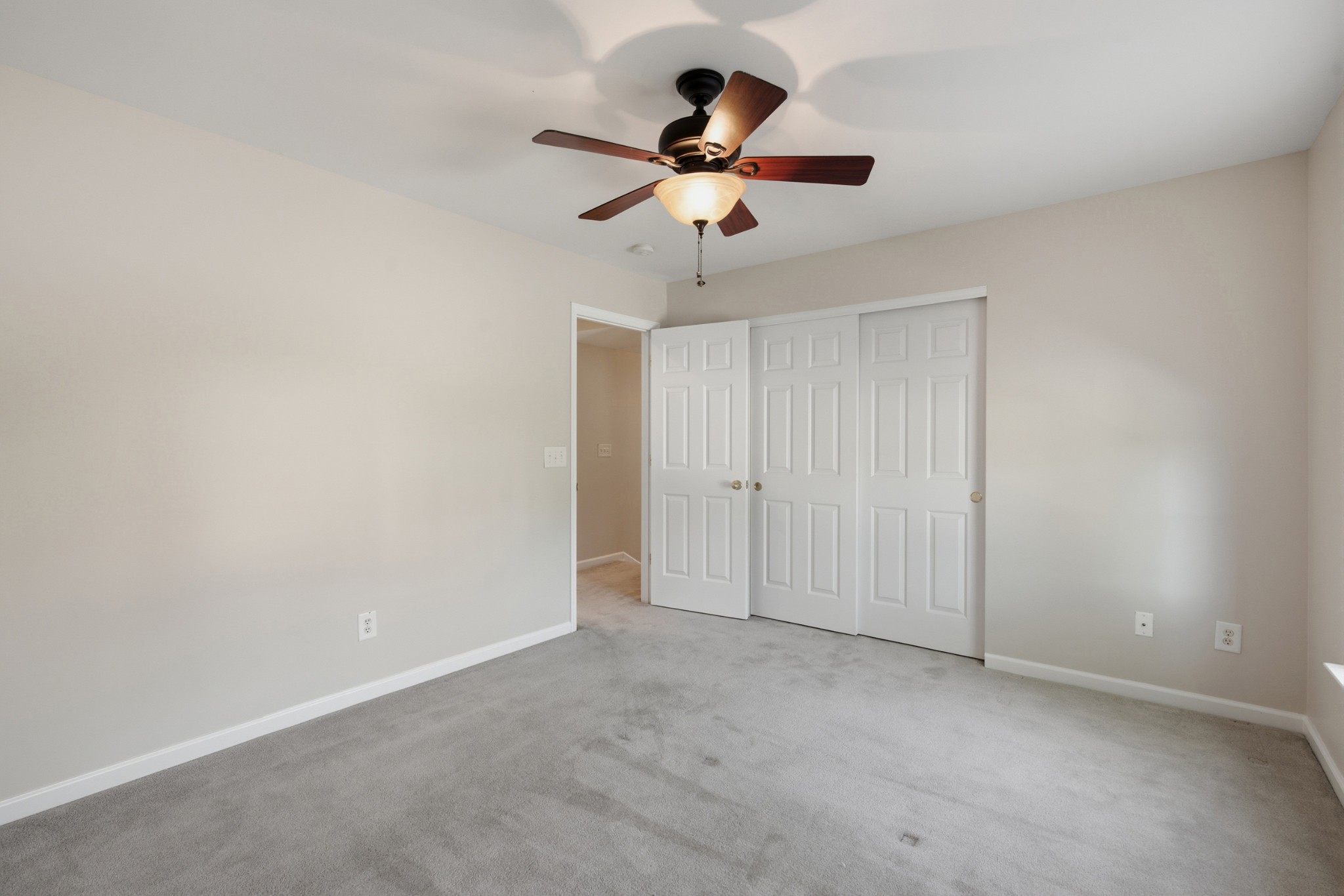 6965 Stone Run Dr Property Photo 28