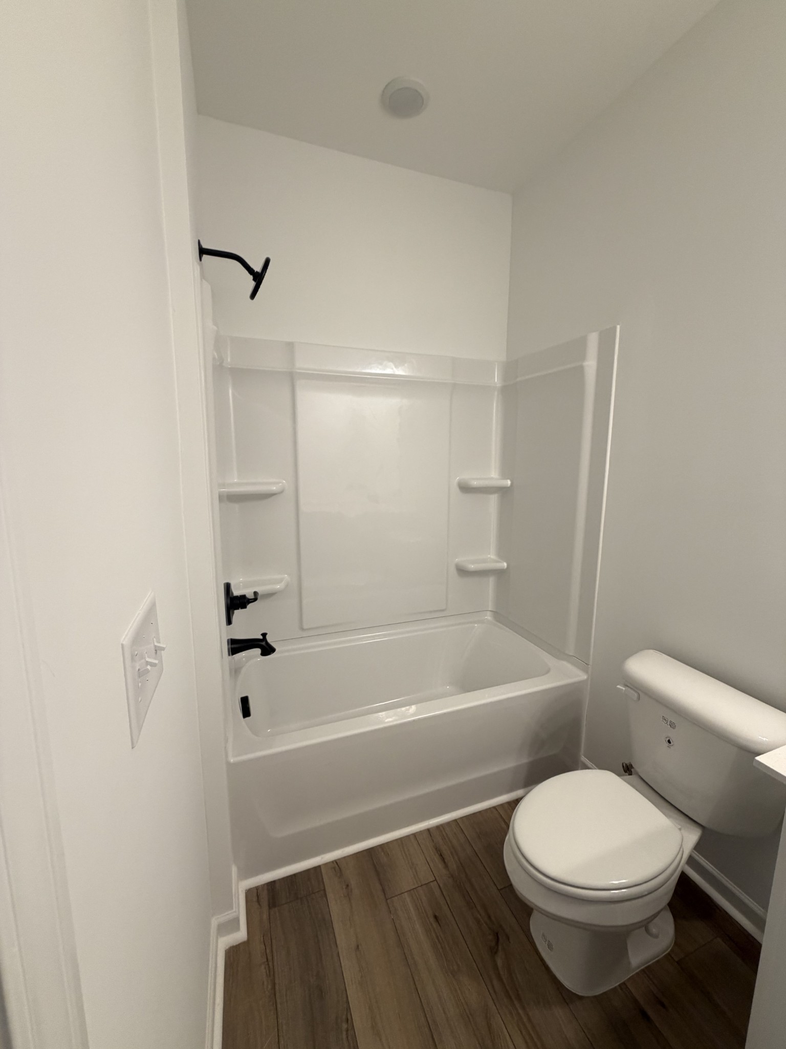 303 Oakfield Lane Property Photo 25