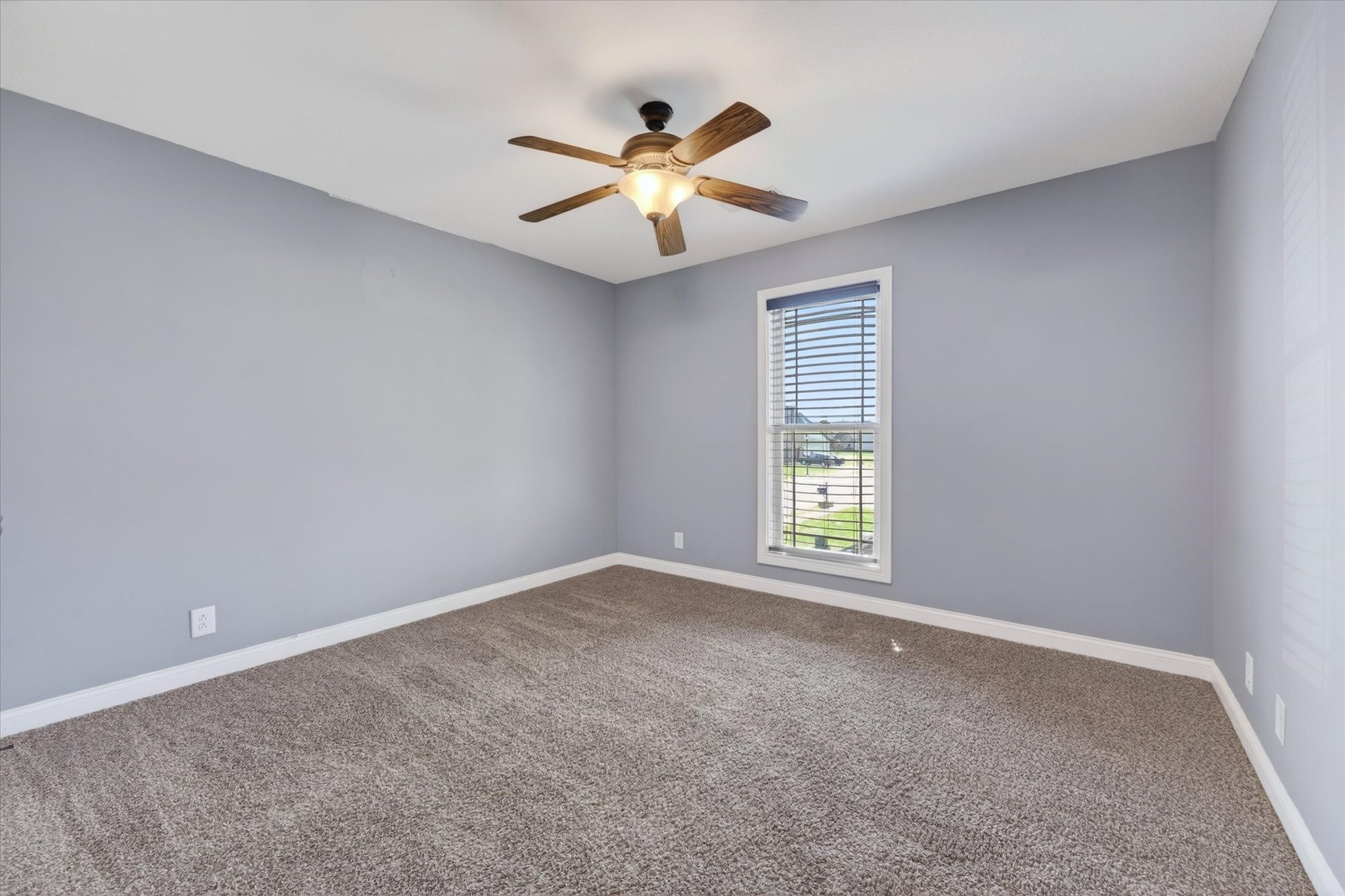 3876 Maliki Dr Property Photo 25