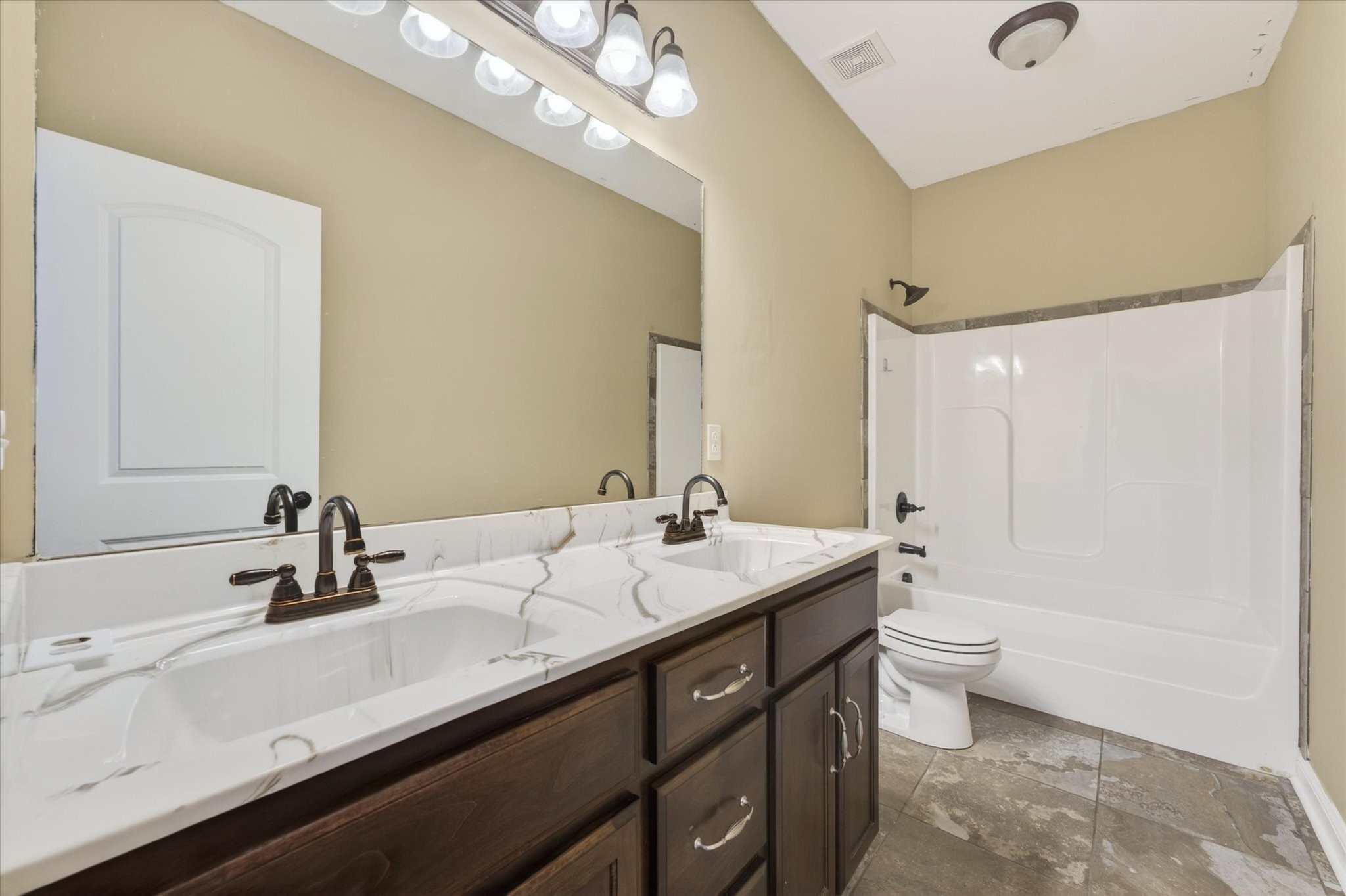3876 Maliki Dr Property Photo 27