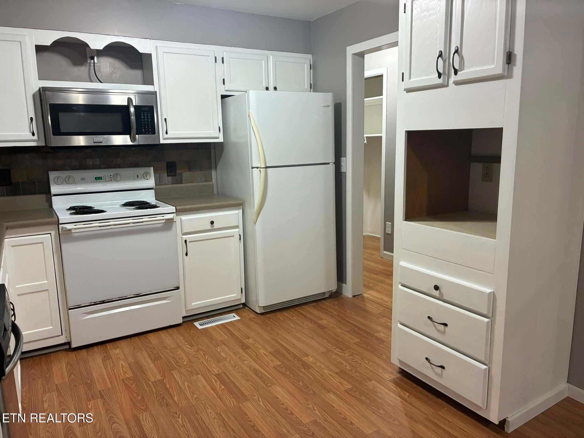 158 Tango Drive Property Photo 11