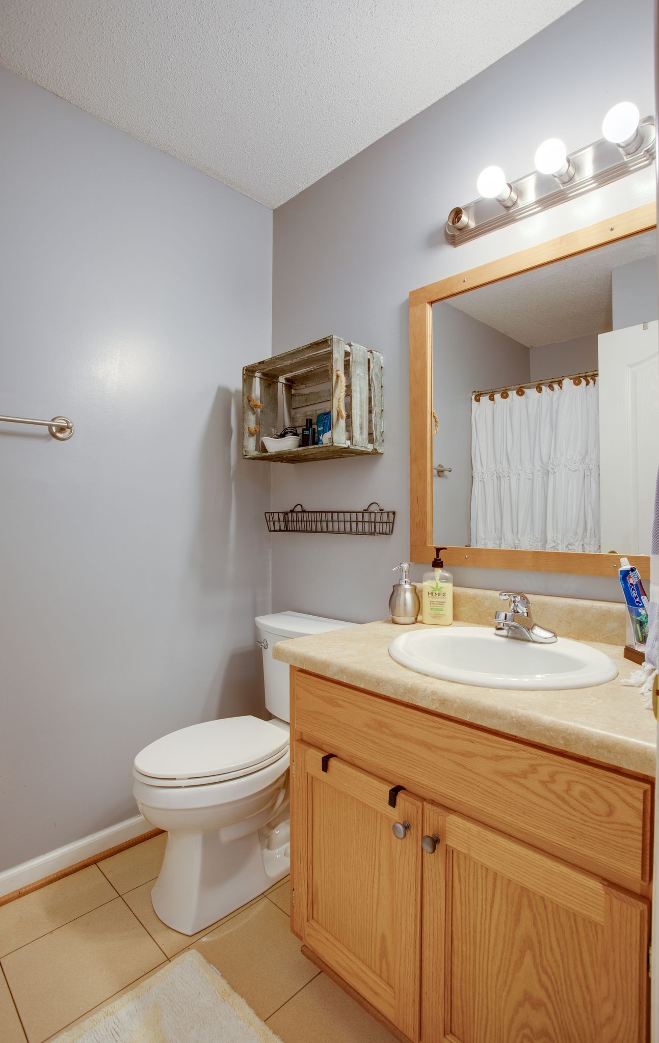 2233 Fall River Rd Property Photo 22