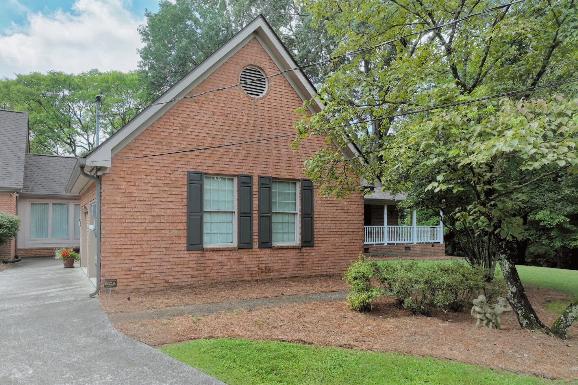 507 Menees Ln Property Photo 11