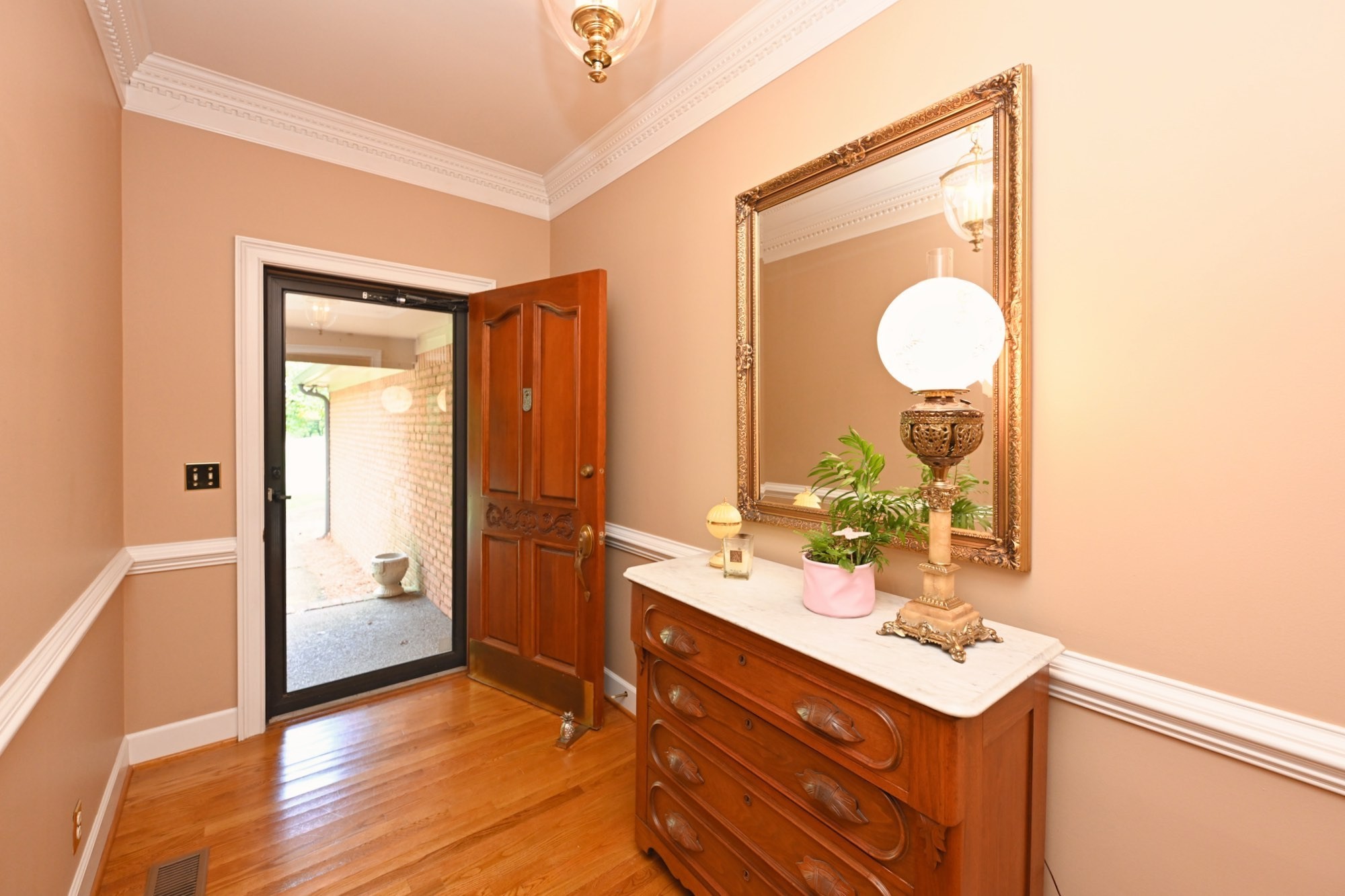 507 Menees Ln Property Photo 13