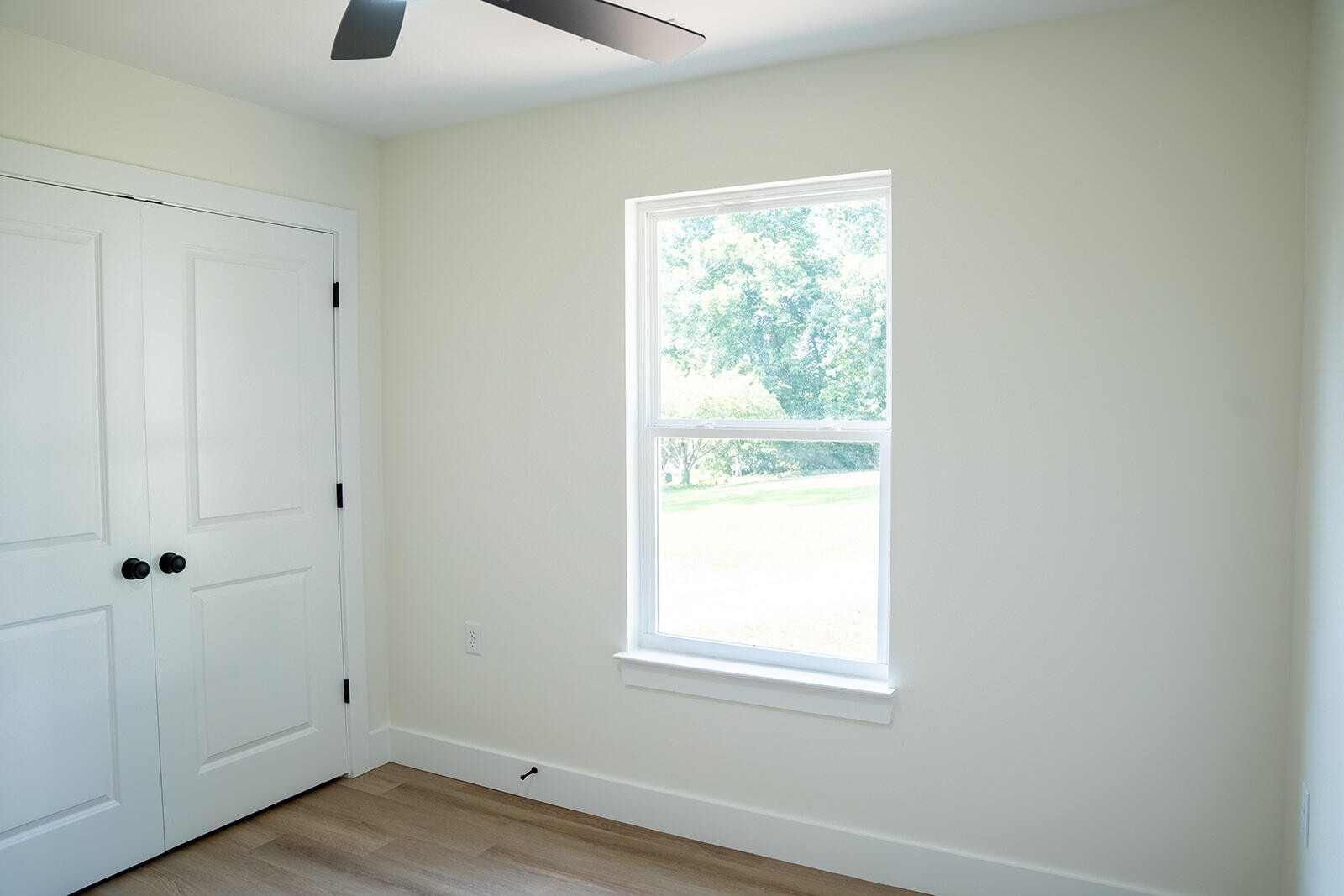 1904 Crestway Drive Property Photo 12