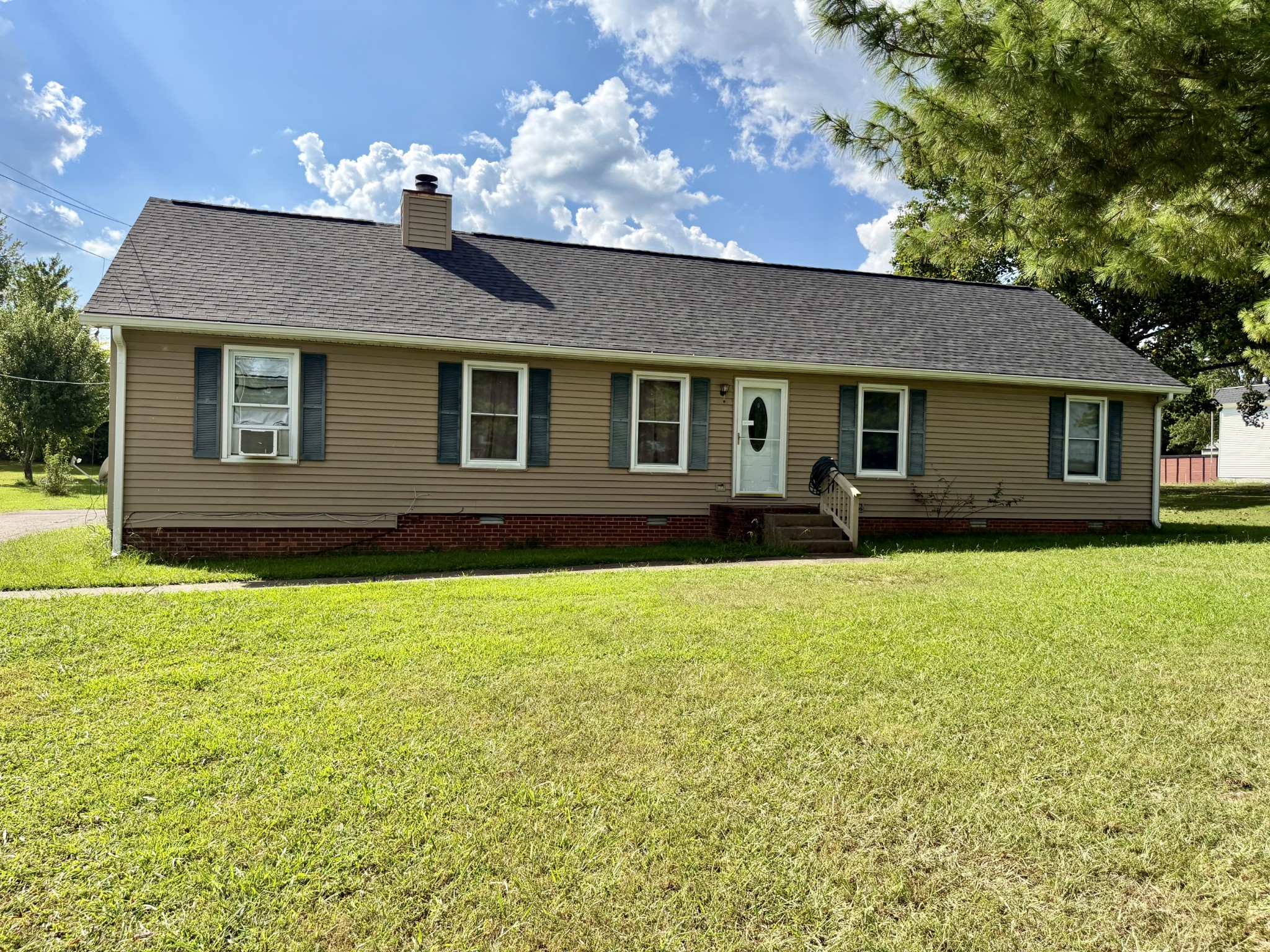 228 Bonwood Dr Property Photo 1