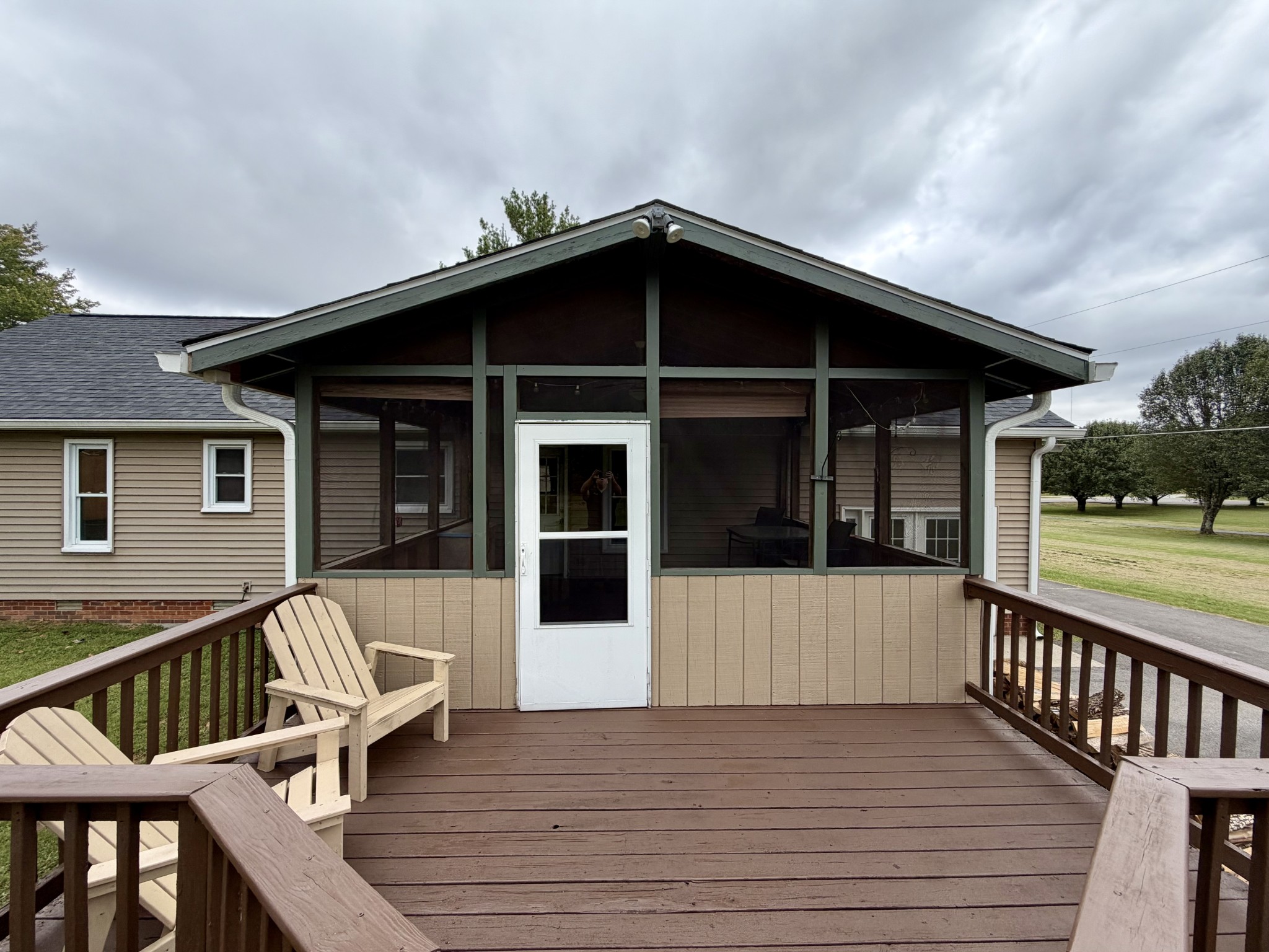 228 Bonwood Dr Property Photo 3