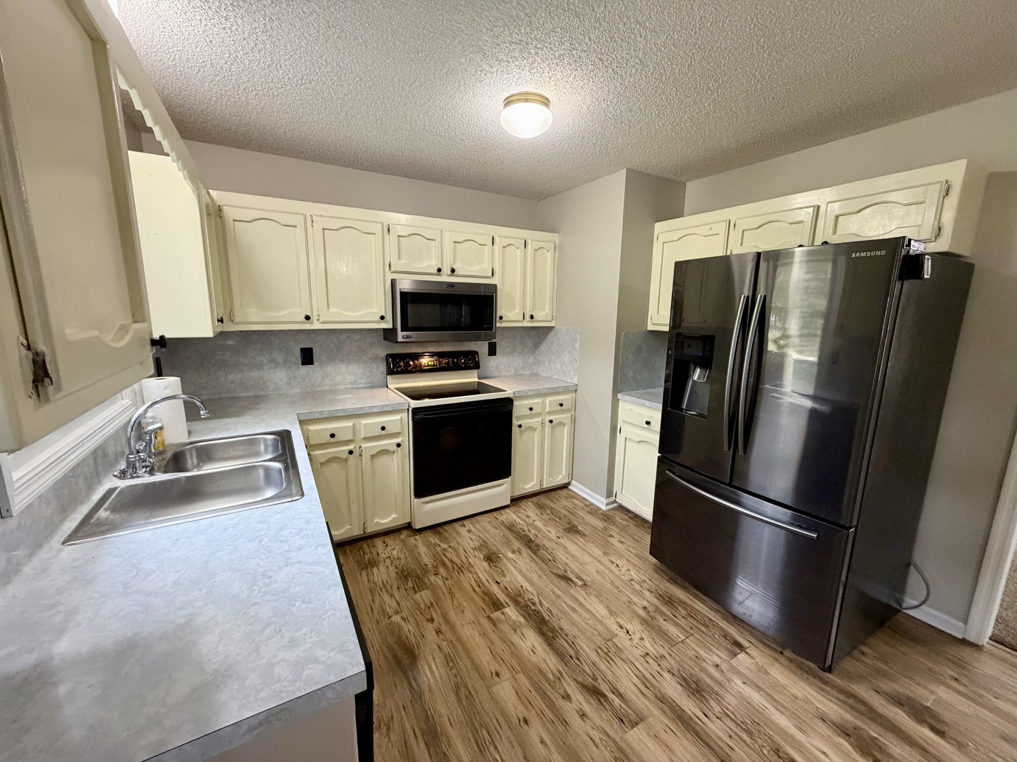 228 Bonwood Dr Property Photo 9